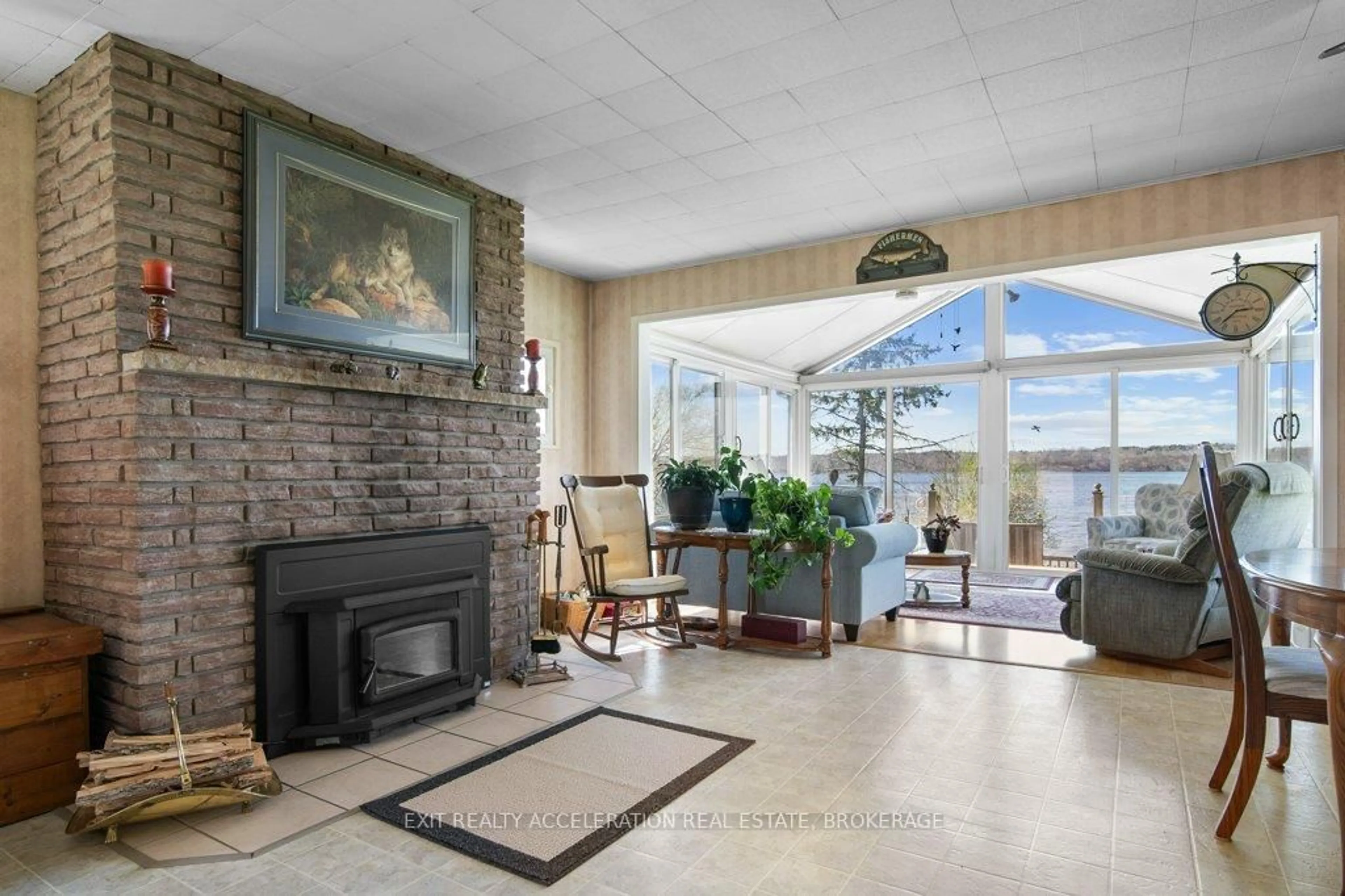 Lobby for 769 3rd Concession Rd, Napanee Ontario K7R 3K7