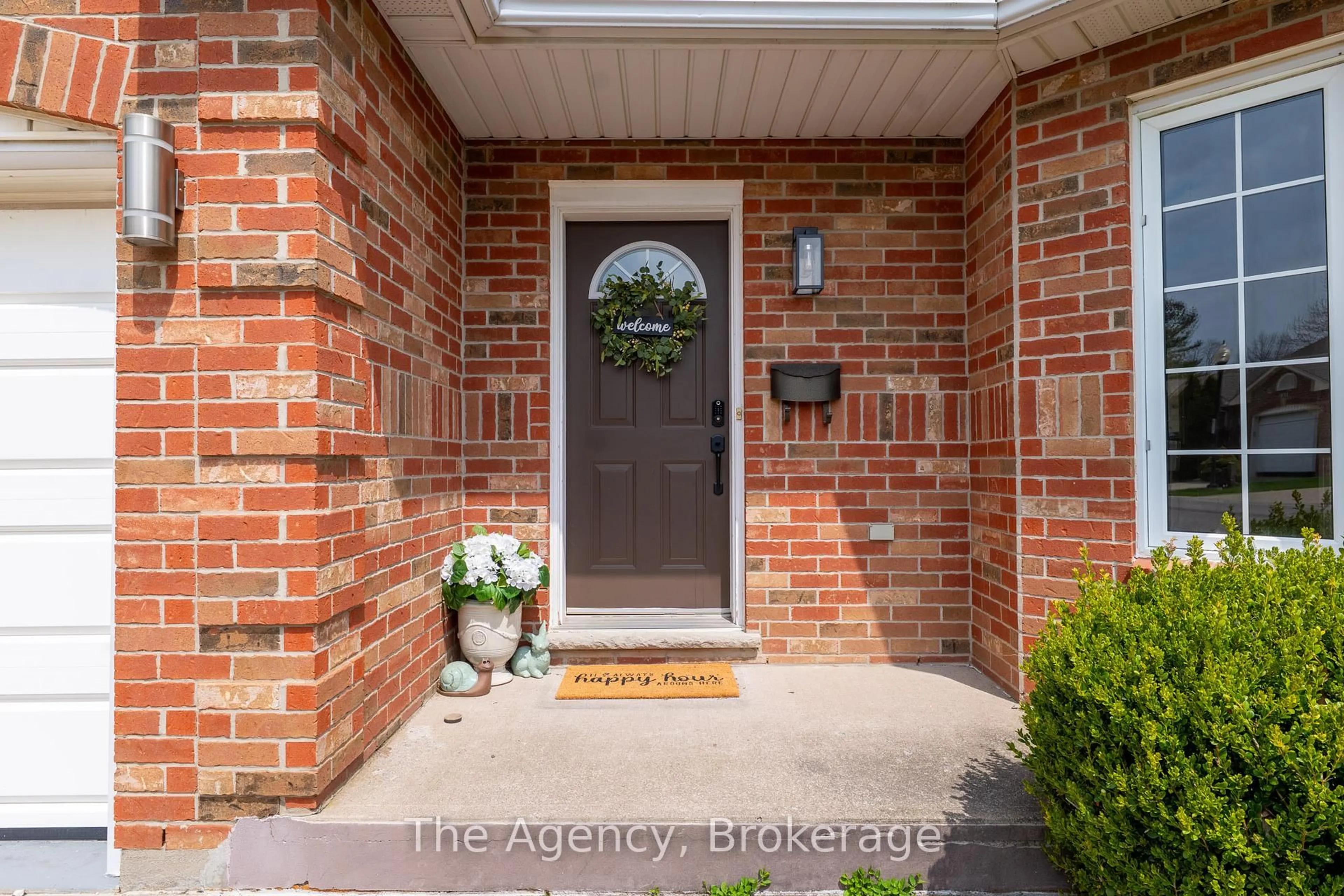Indoor entryway for 3919 Durban Lane, Lincoln Ontario L0R 2C0