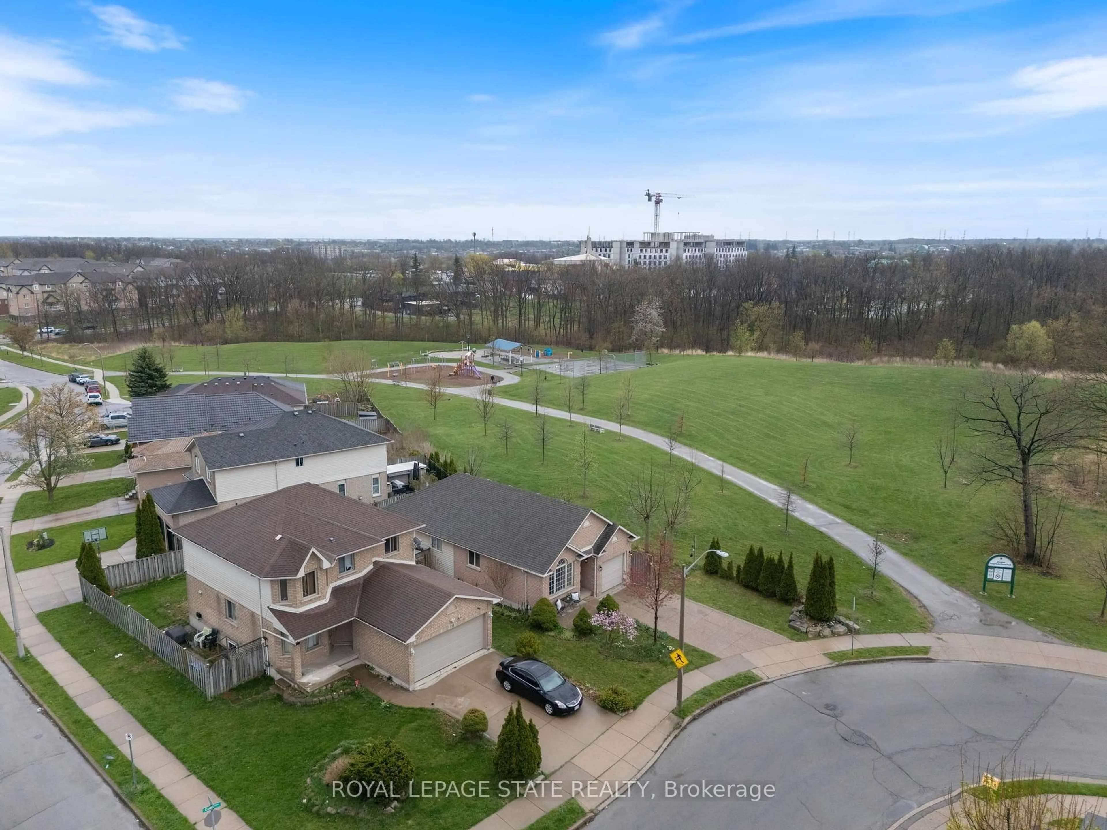 A pic from outside/outdoor area/front of a property/back of a property/a pic from drone, water/lake/river/ocean view for 115 Colin Cres, Hamilton Ontario L9A 5H8