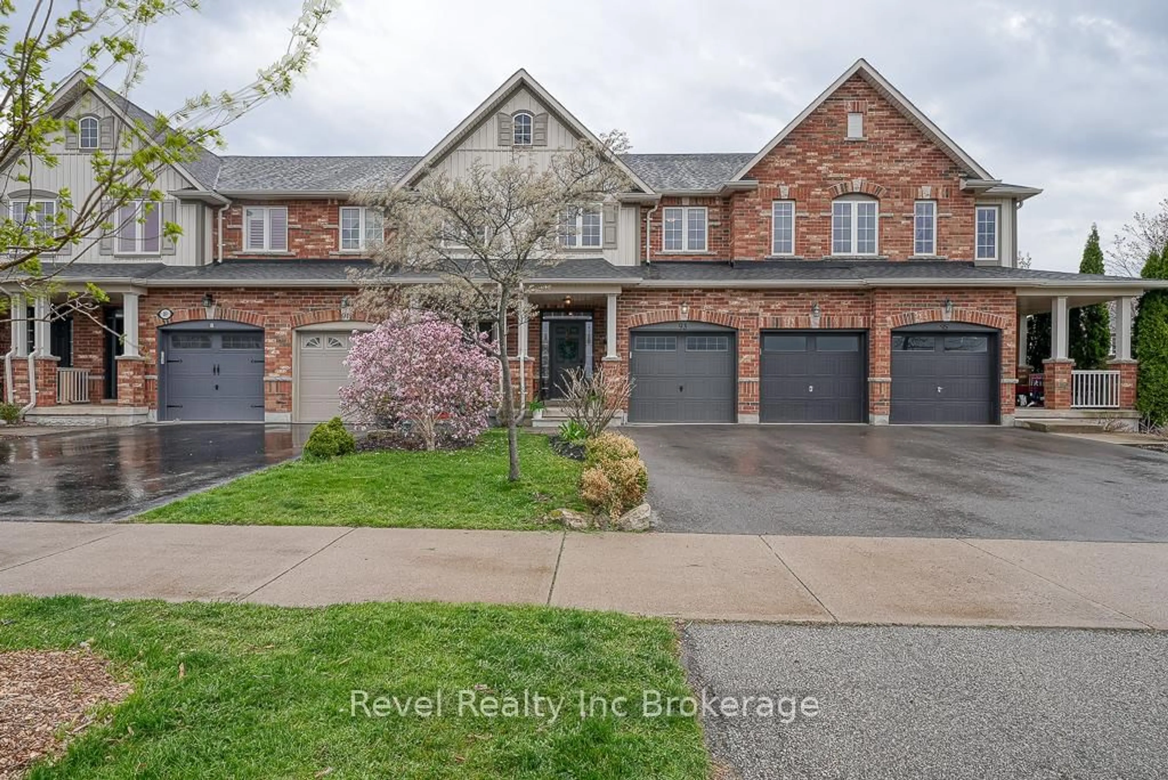 Home with brick exterior material, street for 93 Nisbet Blvd, Hamilton Ontario L0R 2H9