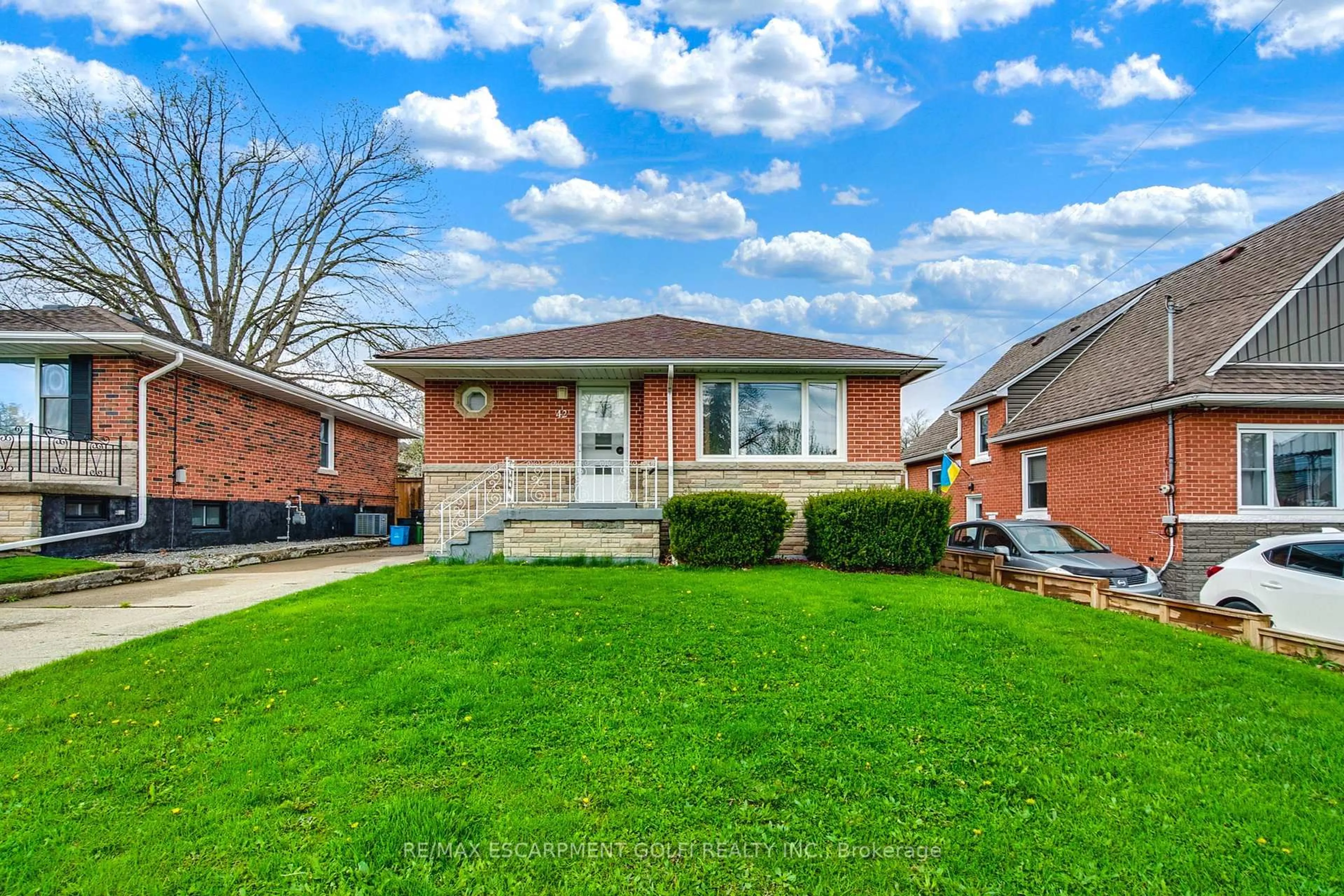 Home with brick exterior material, street for 42 Malta Dr, Hamilton Ontario L8K 4S7