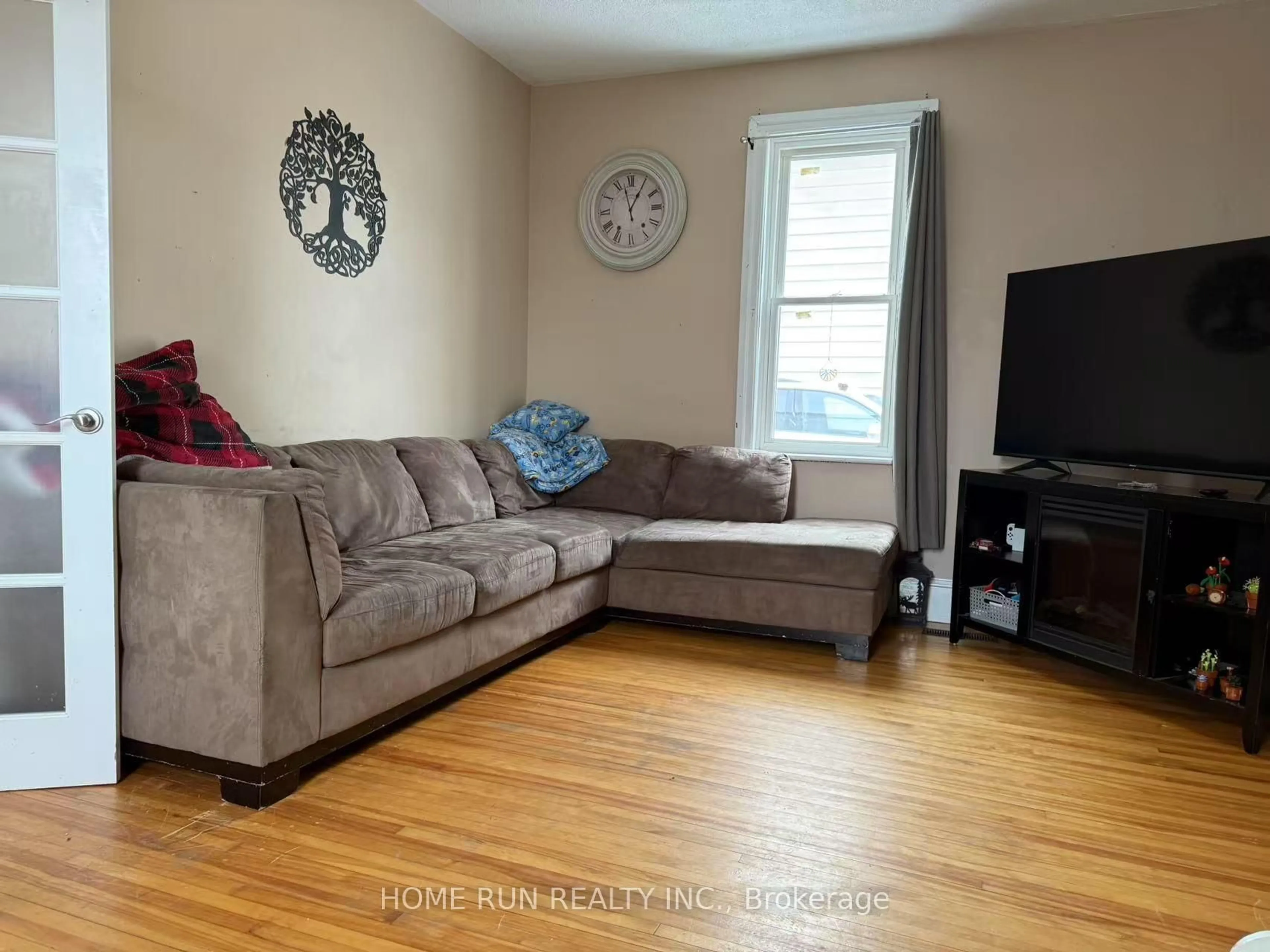 Living room with furniture, unknown for 12 Herriott St, Carleton Place Ontario K7C 2A5