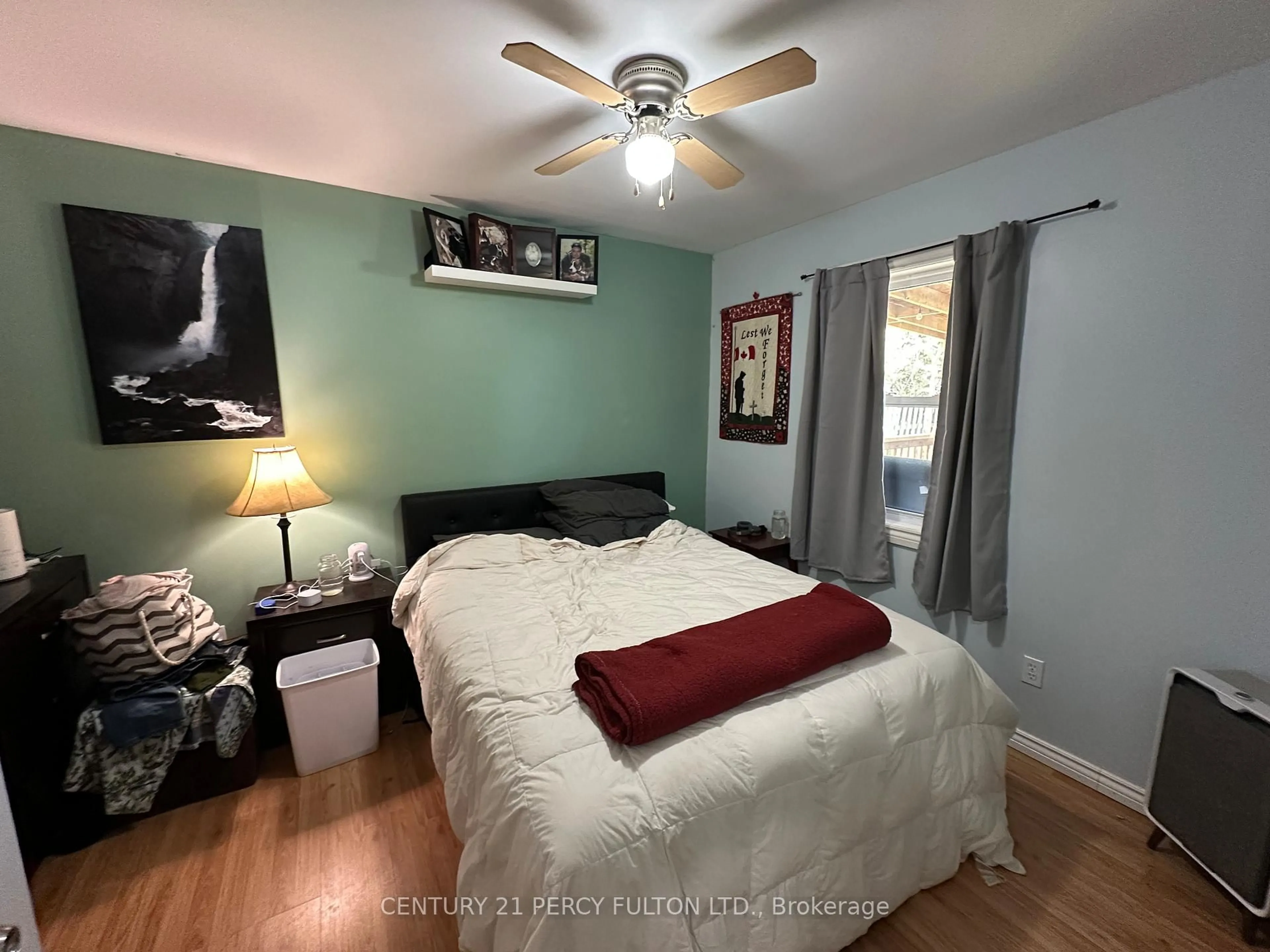 A pic of a room for 19 Pelham St, Quinte West Ontario K8V 5A8