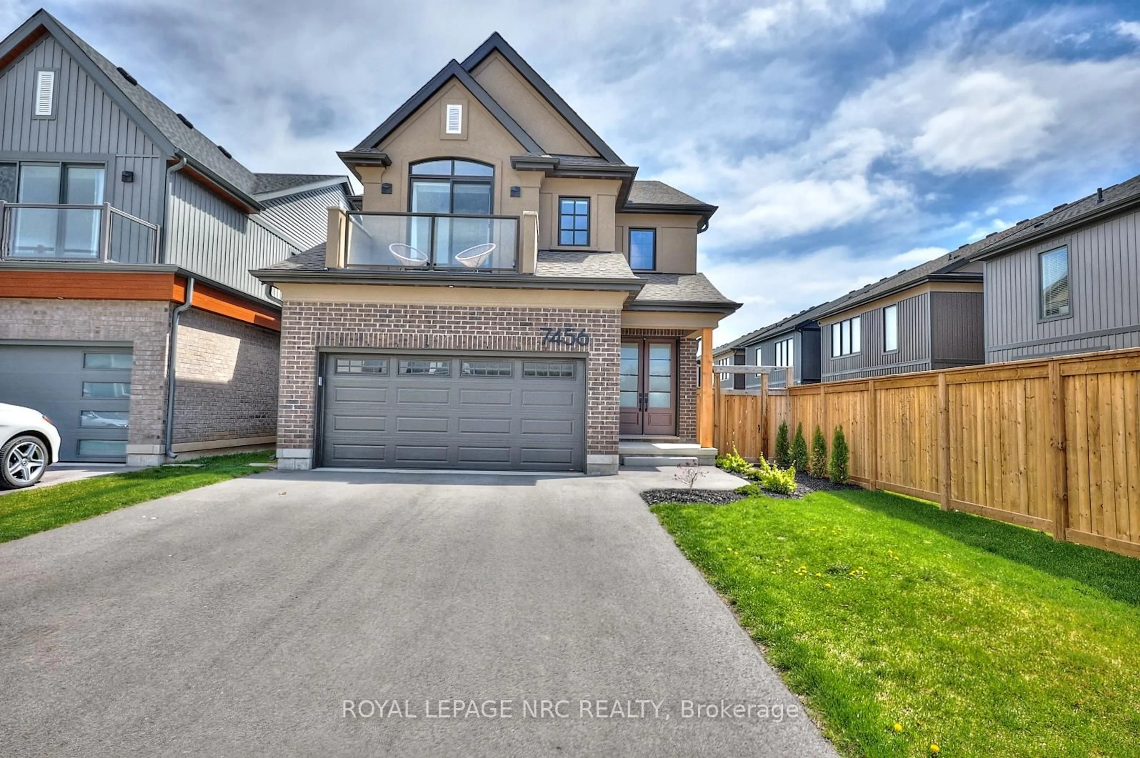 Home with brick exterior material, street for 7456 Parkside Rd, Niagara Falls Ontario L2H 0K7