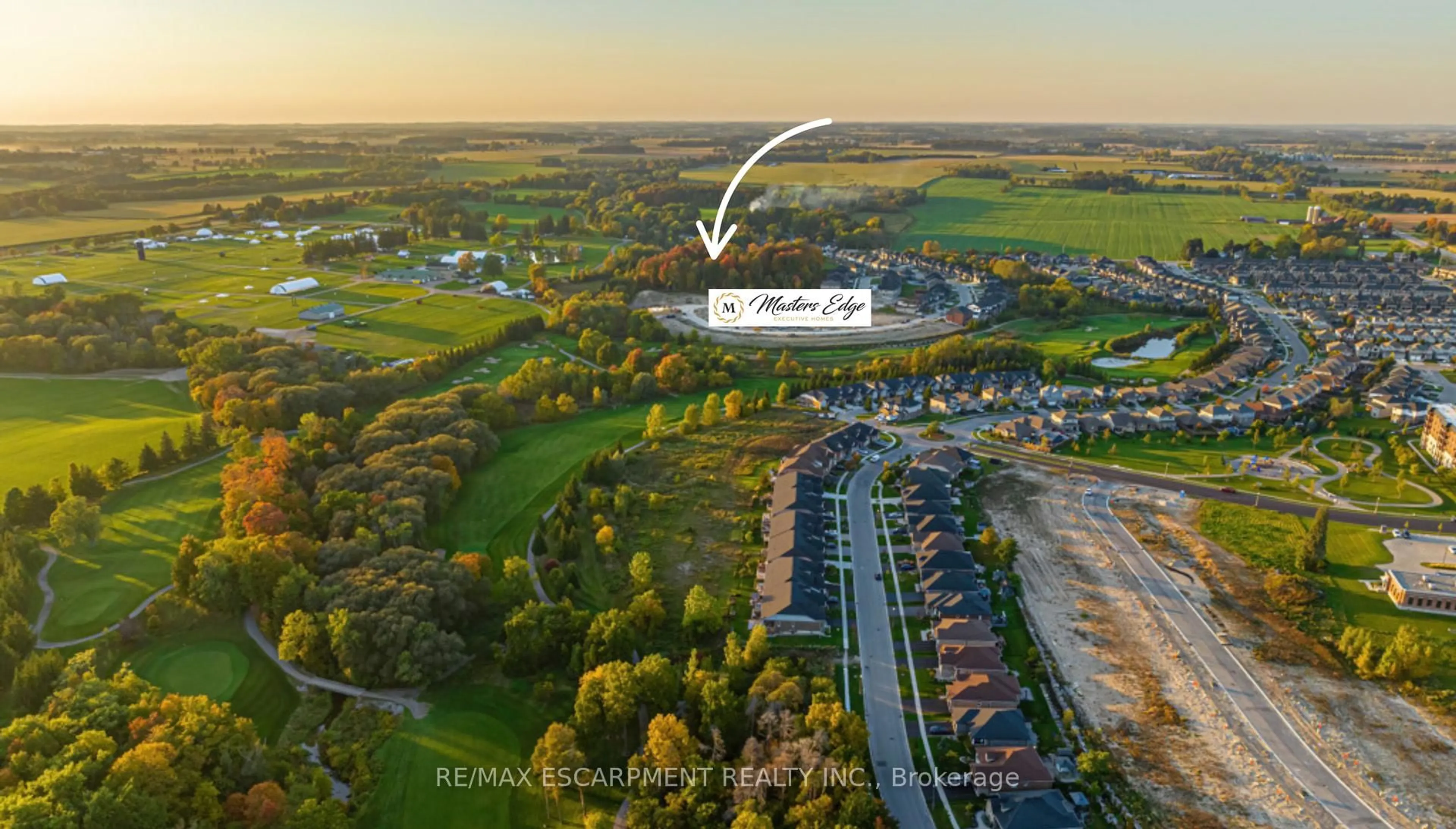 A pic from outside/outdoor area/front of a property/back of a property/a pic from drone, unknown for 426 Masters Dr, Woodstock Ontario N4T 0L2