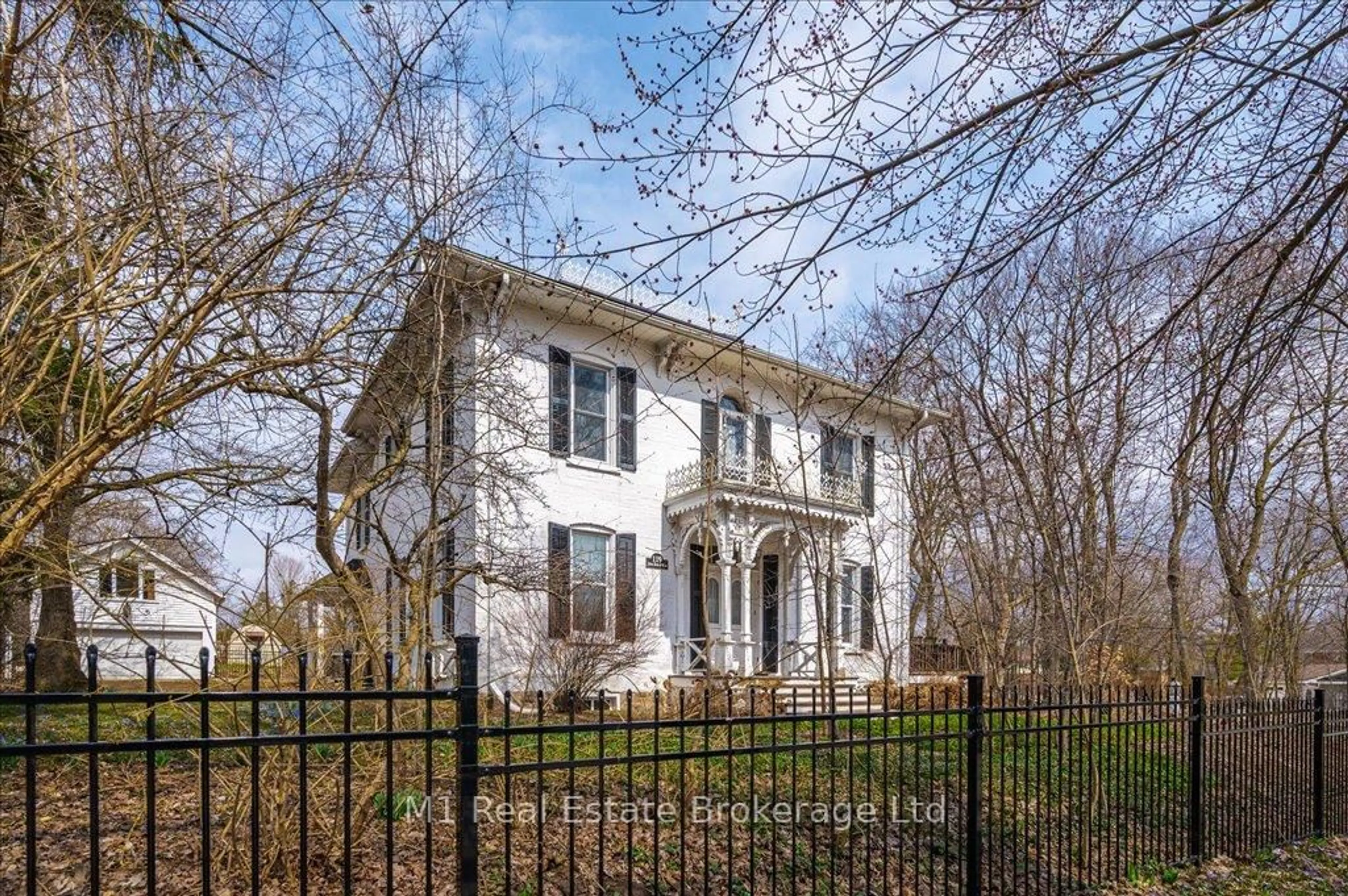 Home with brick exterior material, building for 119 John St, North Huron Ontario N0G 2W0