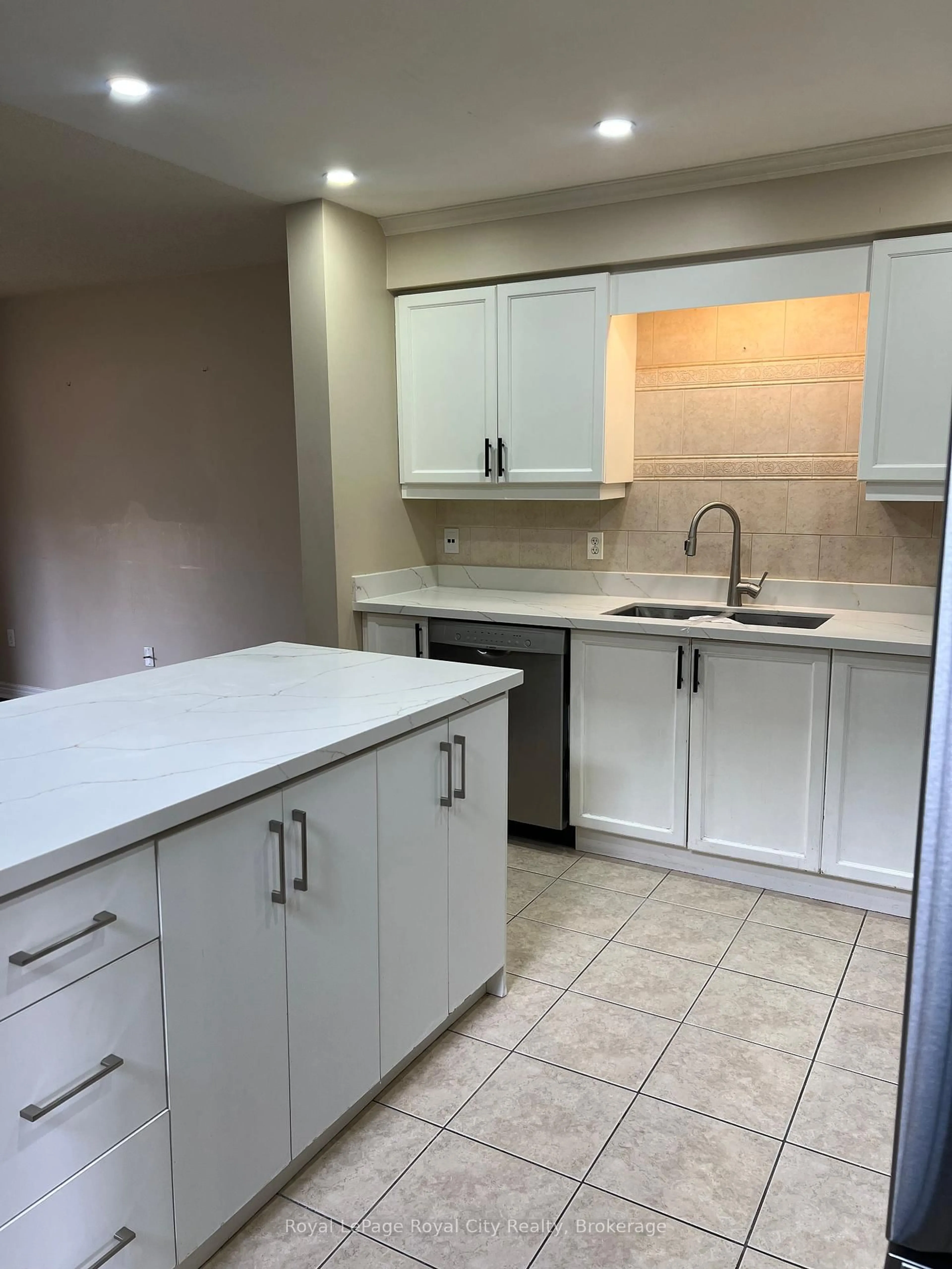 Unknown for 47 Simmonds Dr, Guelph Ontario N1E 0A9