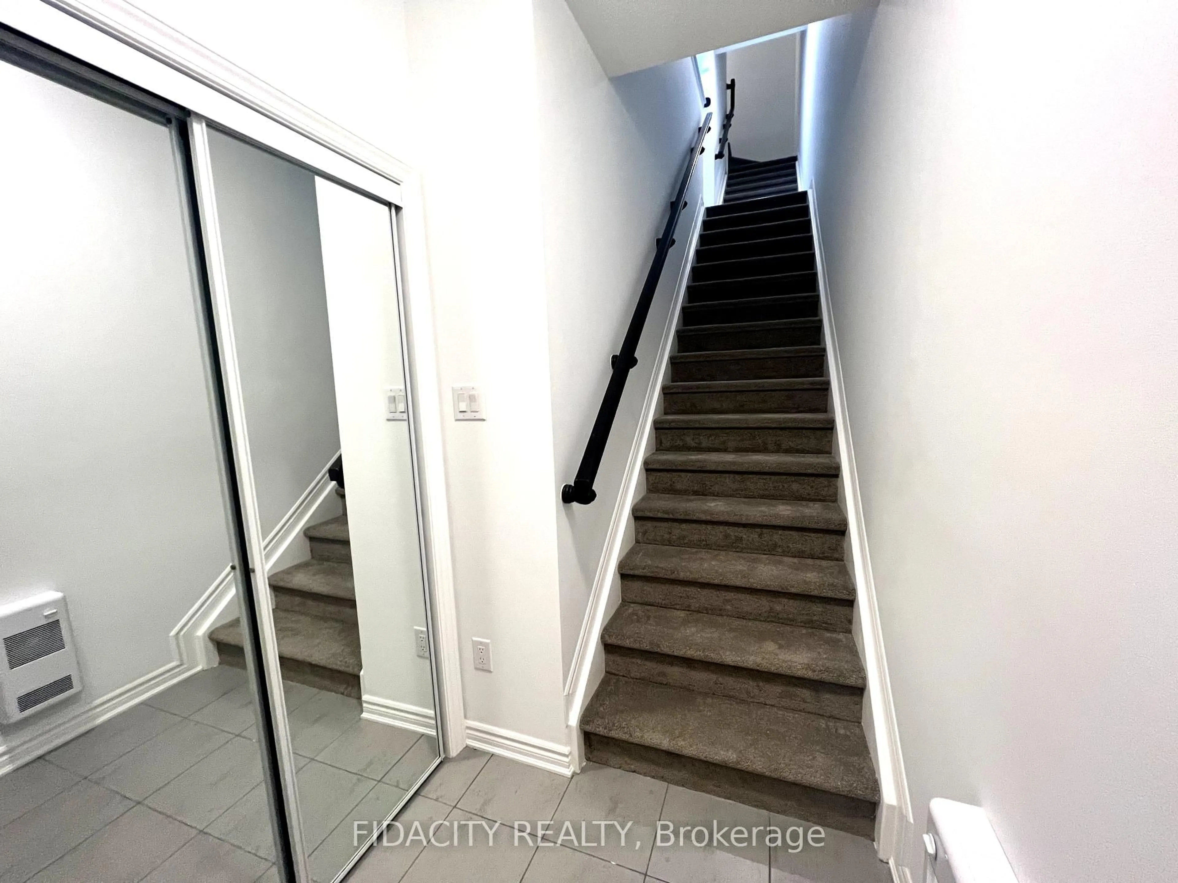 Stairs for 145 Anthracite Private, Ottawa Ontario K2J 7C8