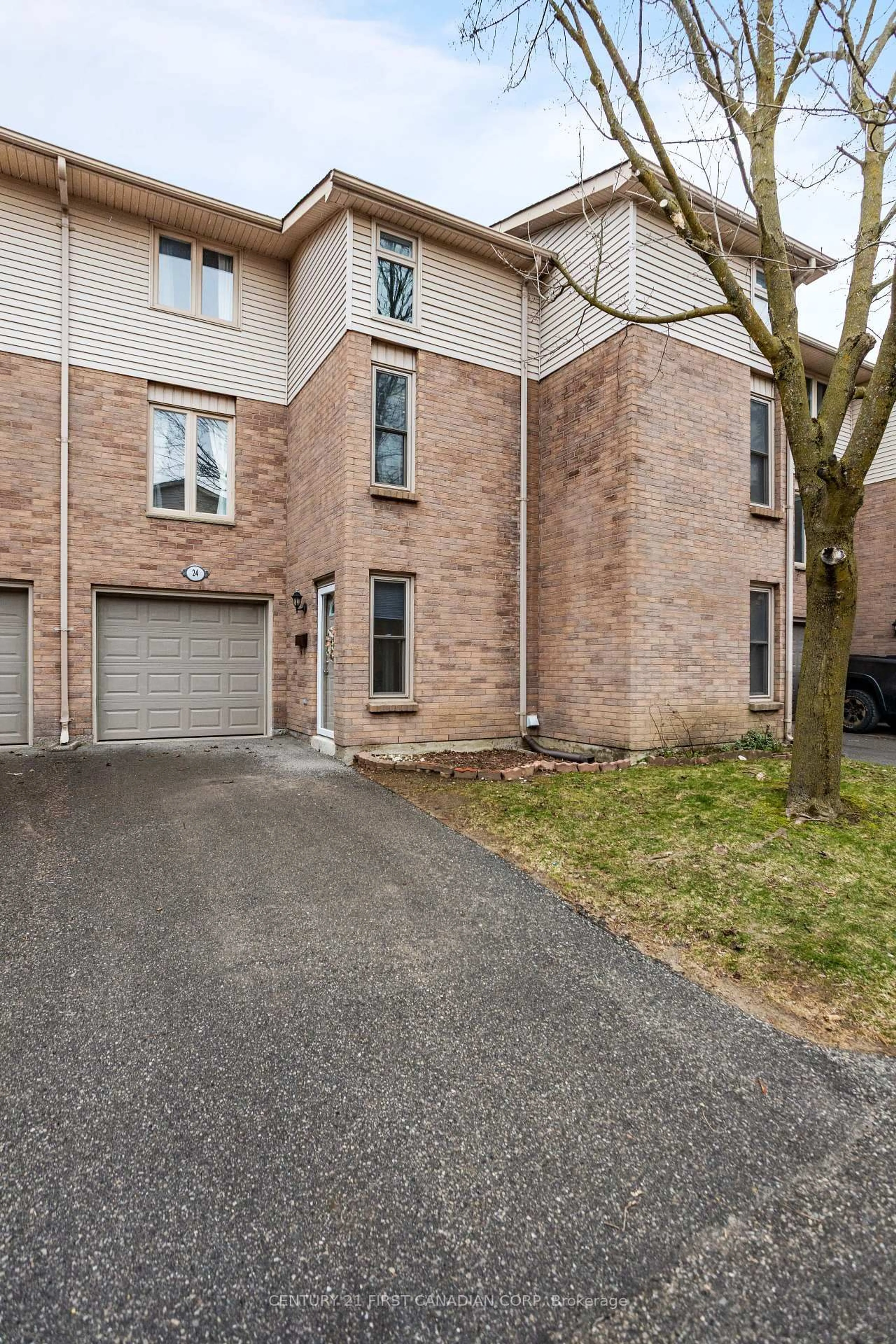 Home with brick exterior material, street for 1855 Aldersbrook Rd #24, London North Ontario N6G 4R4