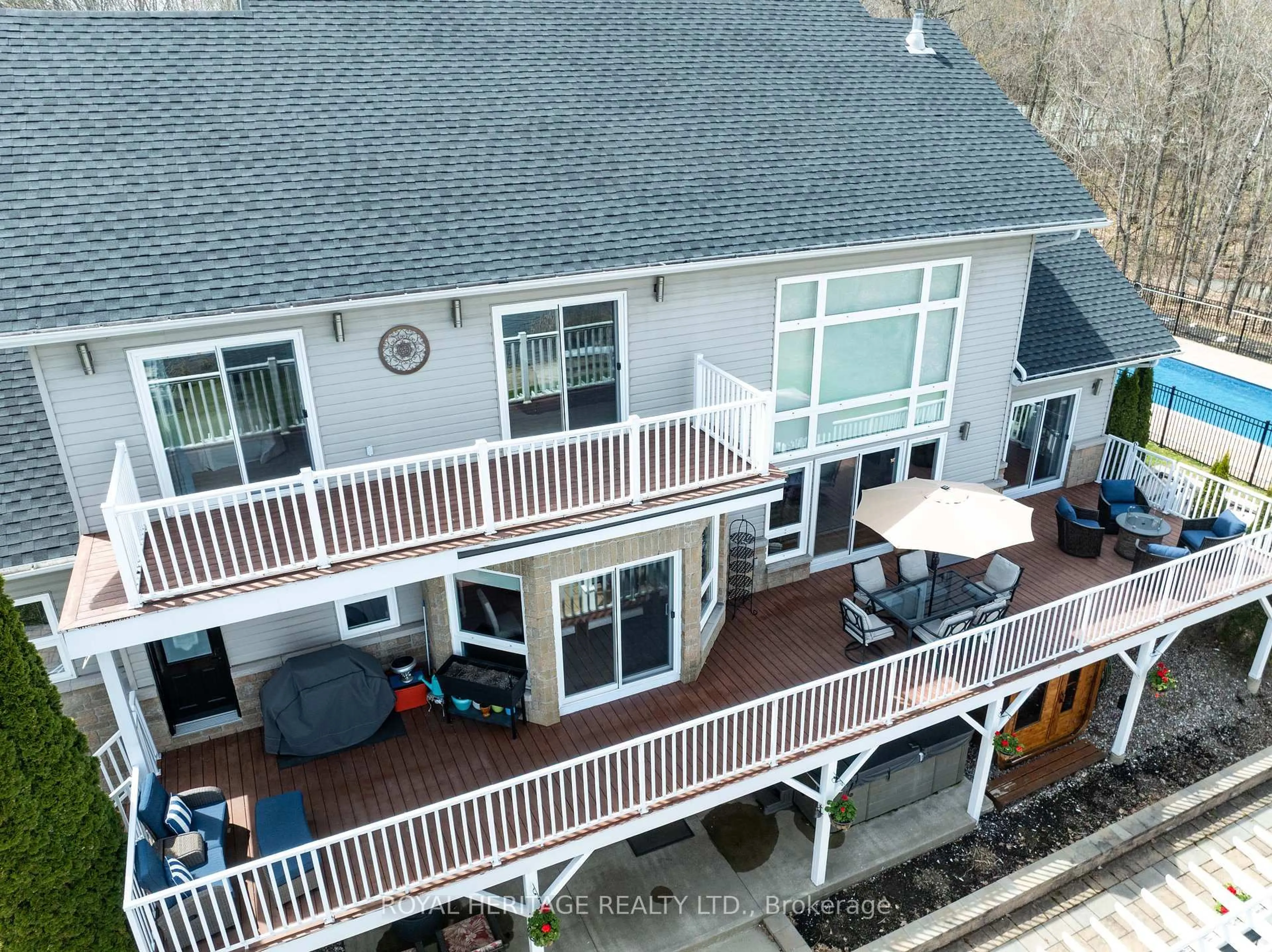 A pic from outside/outdoor area/front of a property/back of a property/a pic from drone, city buildings view from balcony for 4788B BRITON HOUGHTON BAY Rd, Rideau Lakes Ontario K0G 1V0