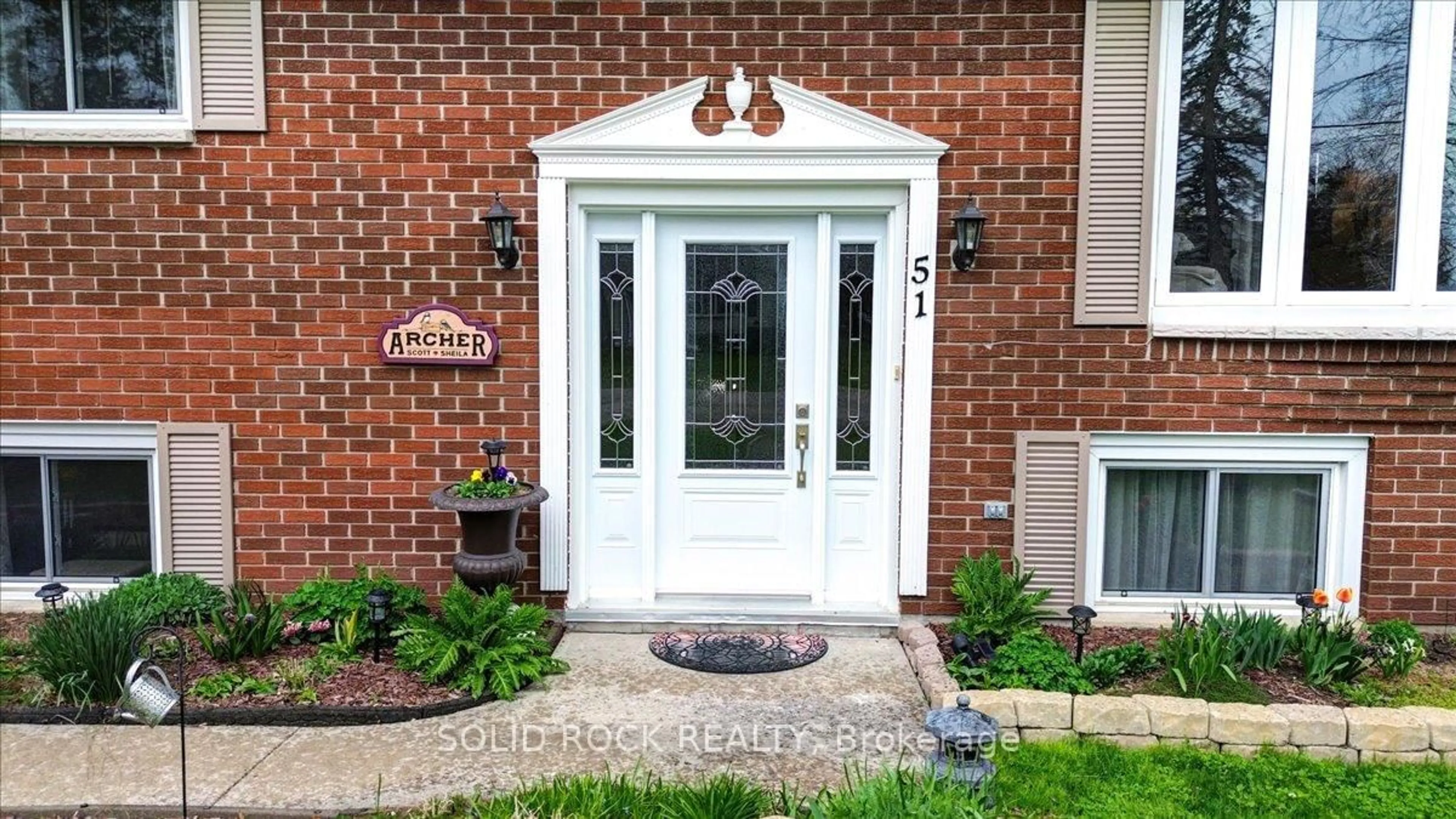Indoor entryway for 51 Gair St, Trent Hills Ontario K0L 1L0