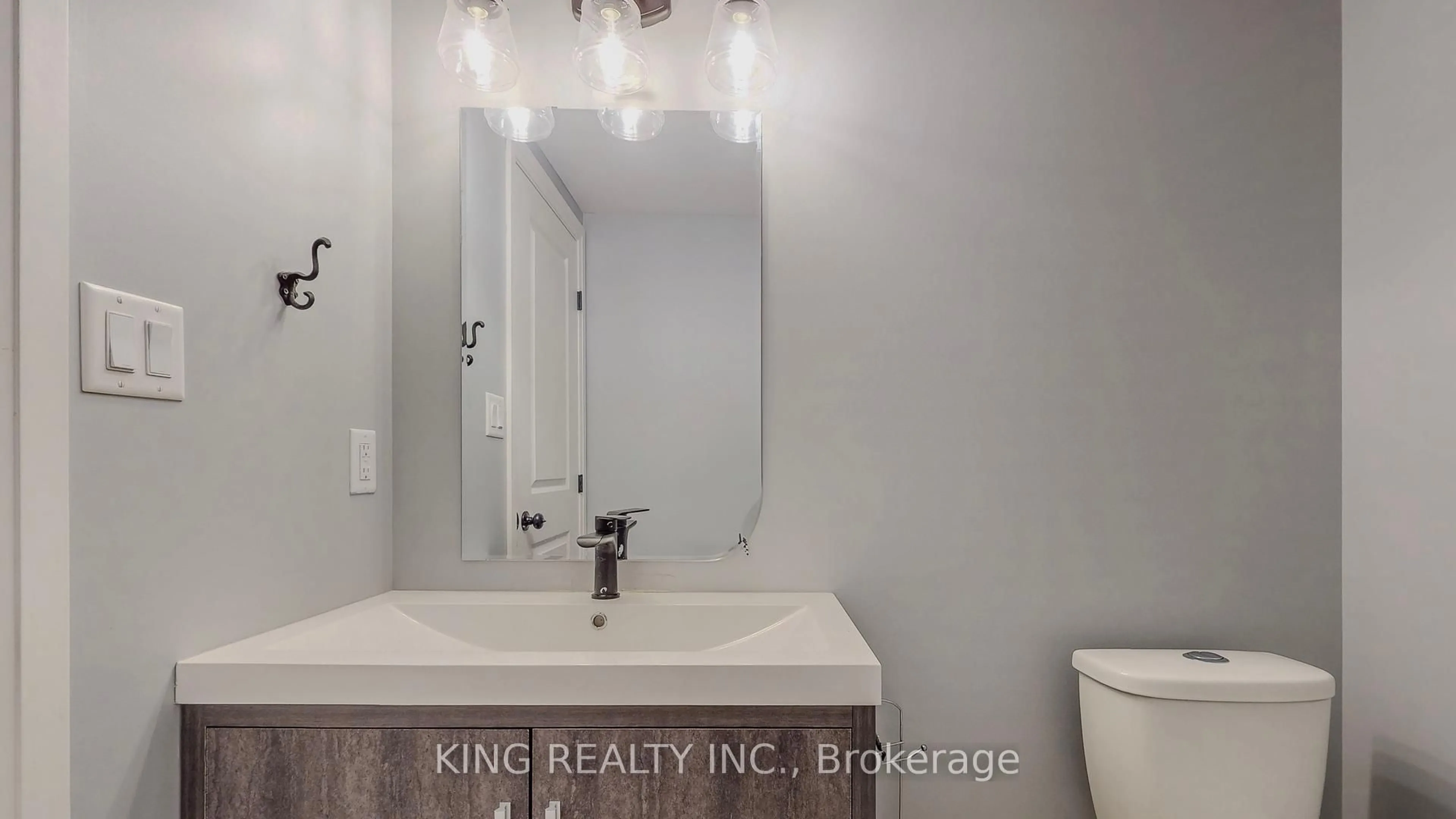 Unknown for 1556 DREW St, London East Ontario N5V 0C2