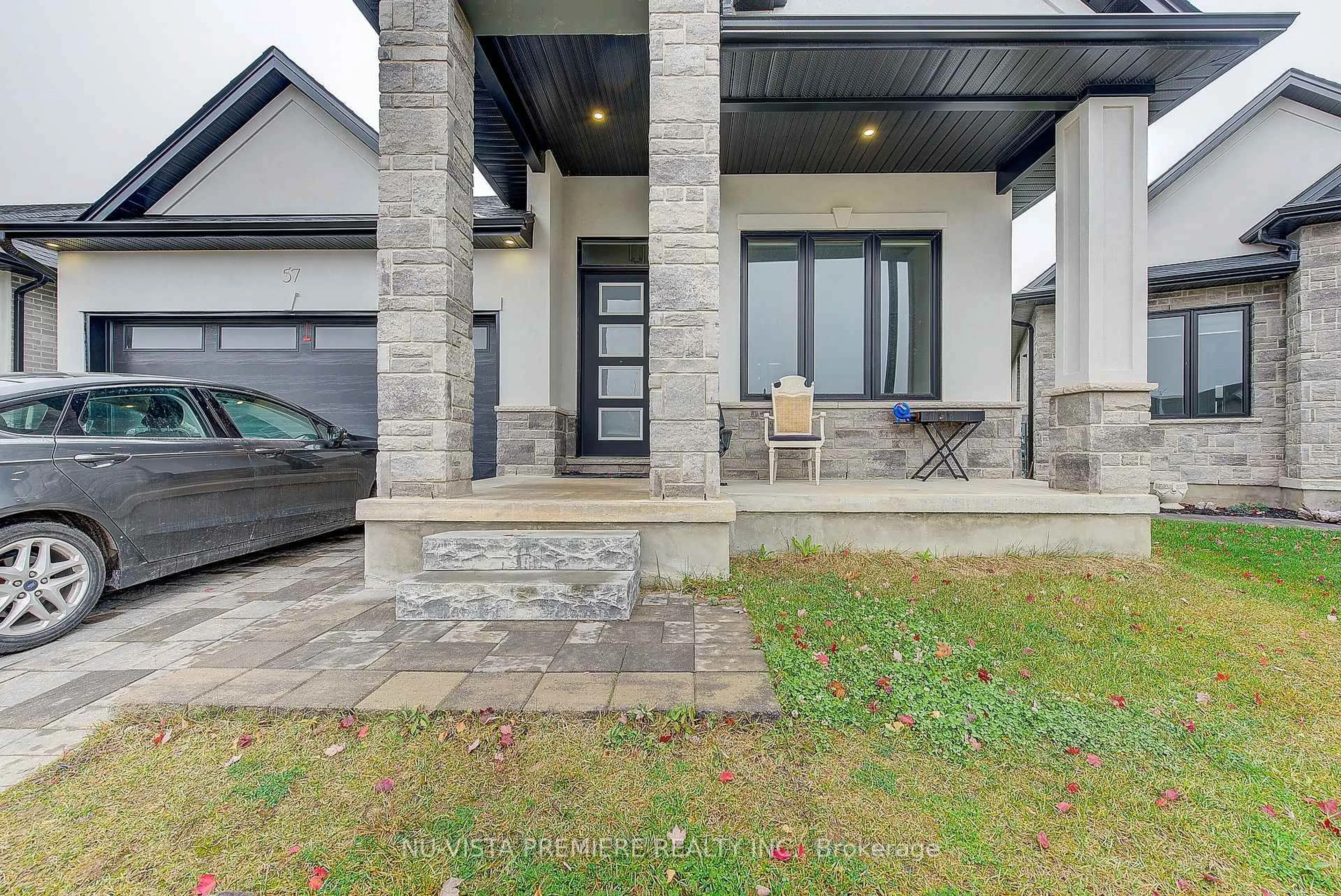 Patio, street for 6990 CLAYTON Walk #57, London South Ontario N6P 0B2