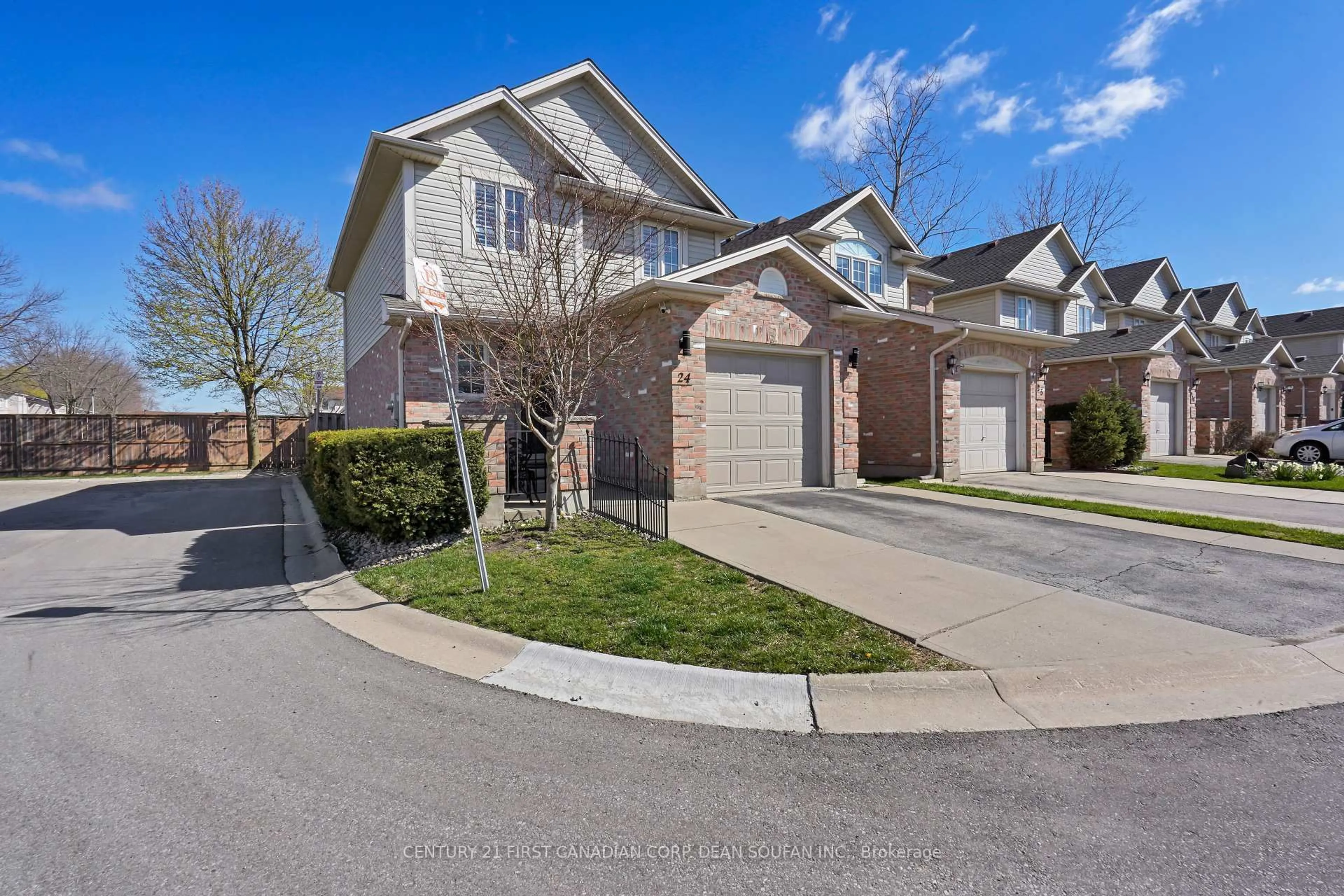 Unknown for 10 Chalkstone Dr #24, London South Ontario N6E 3Z9