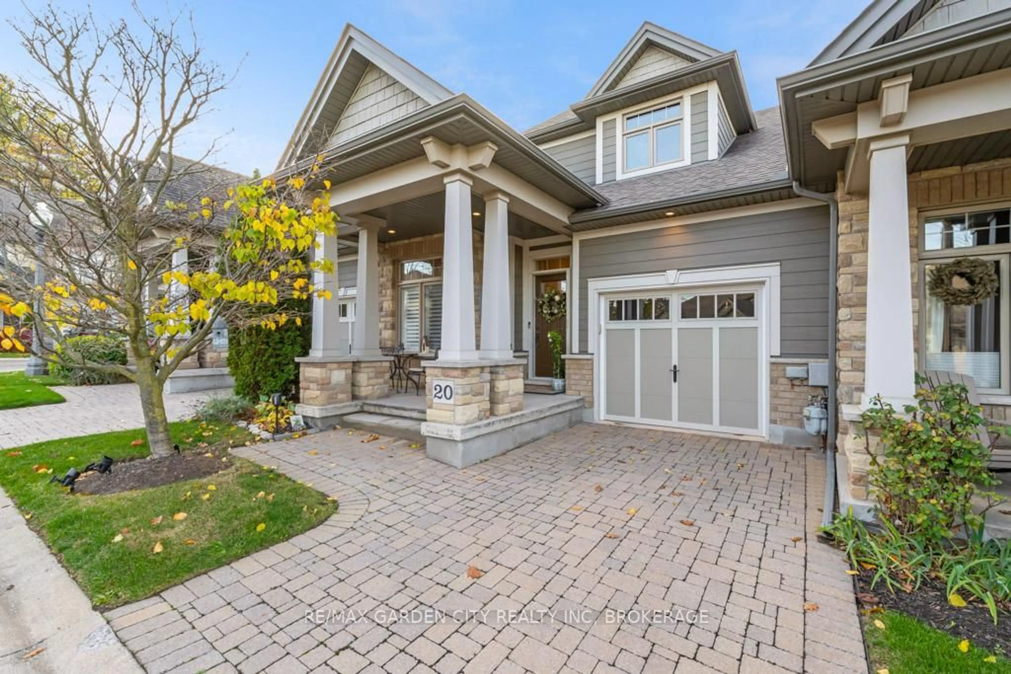 Home with brick exterior material, street for 2880 King St #20, Lincoln Ontario L0R 1S0