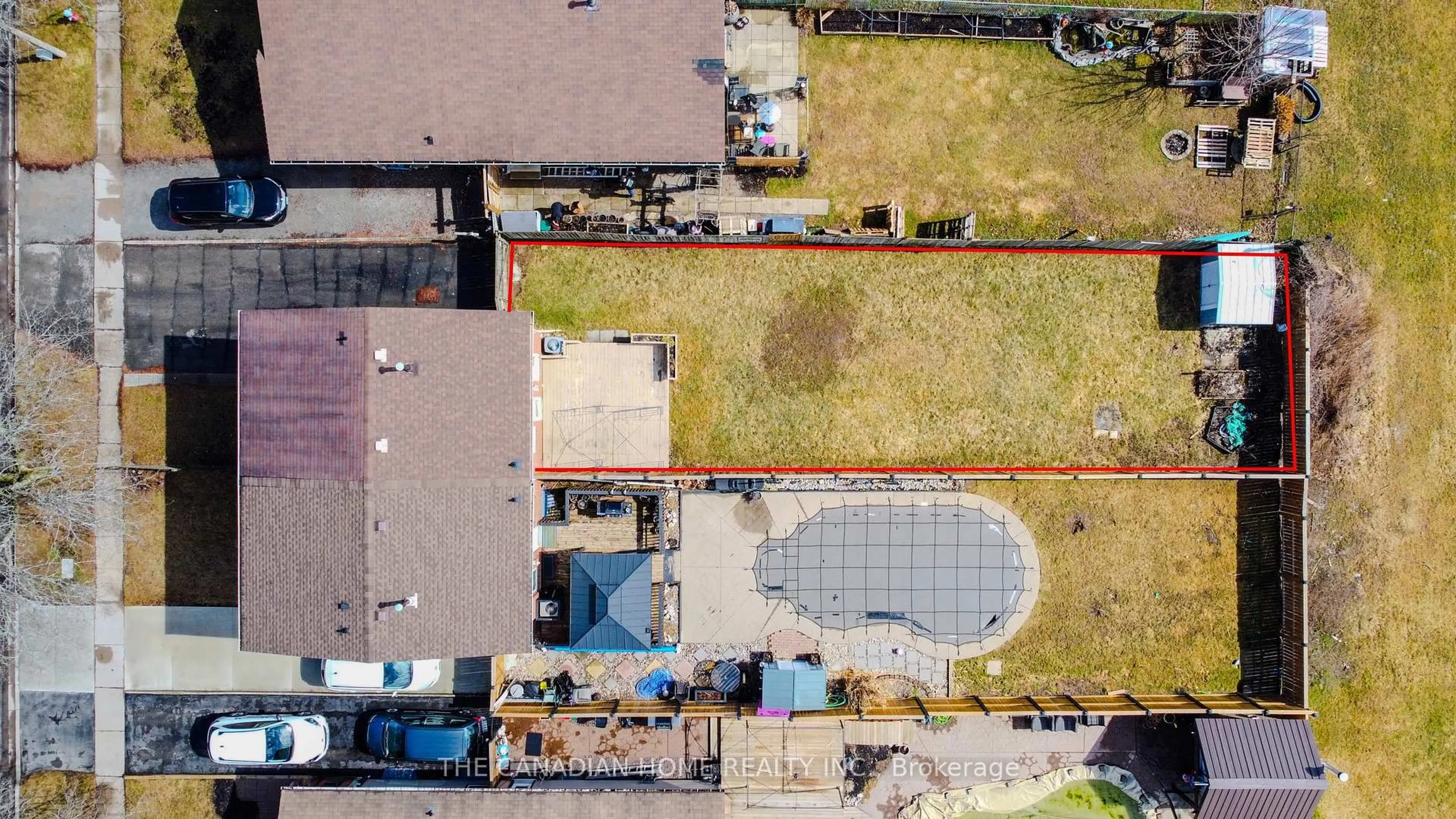 A pic from outside/outdoor area/front of a property/back of a property/a pic from drone, building for 6596 Harmony Ave, Niagara Falls Ontario L2H 1Z4