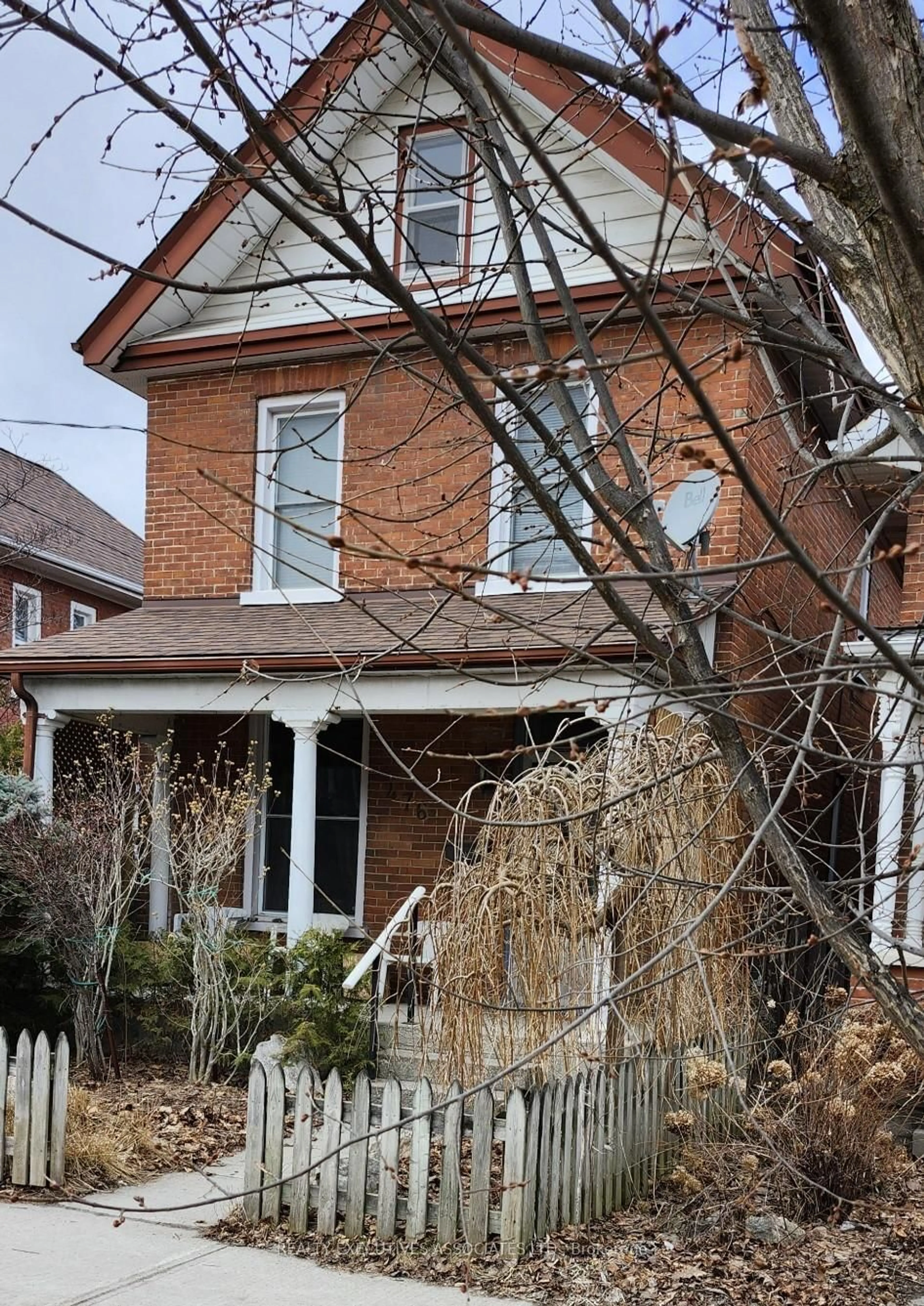 Home with brick exterior material, street for 476 Bolivar St, Peterborough Central Ontario K9J 4R4