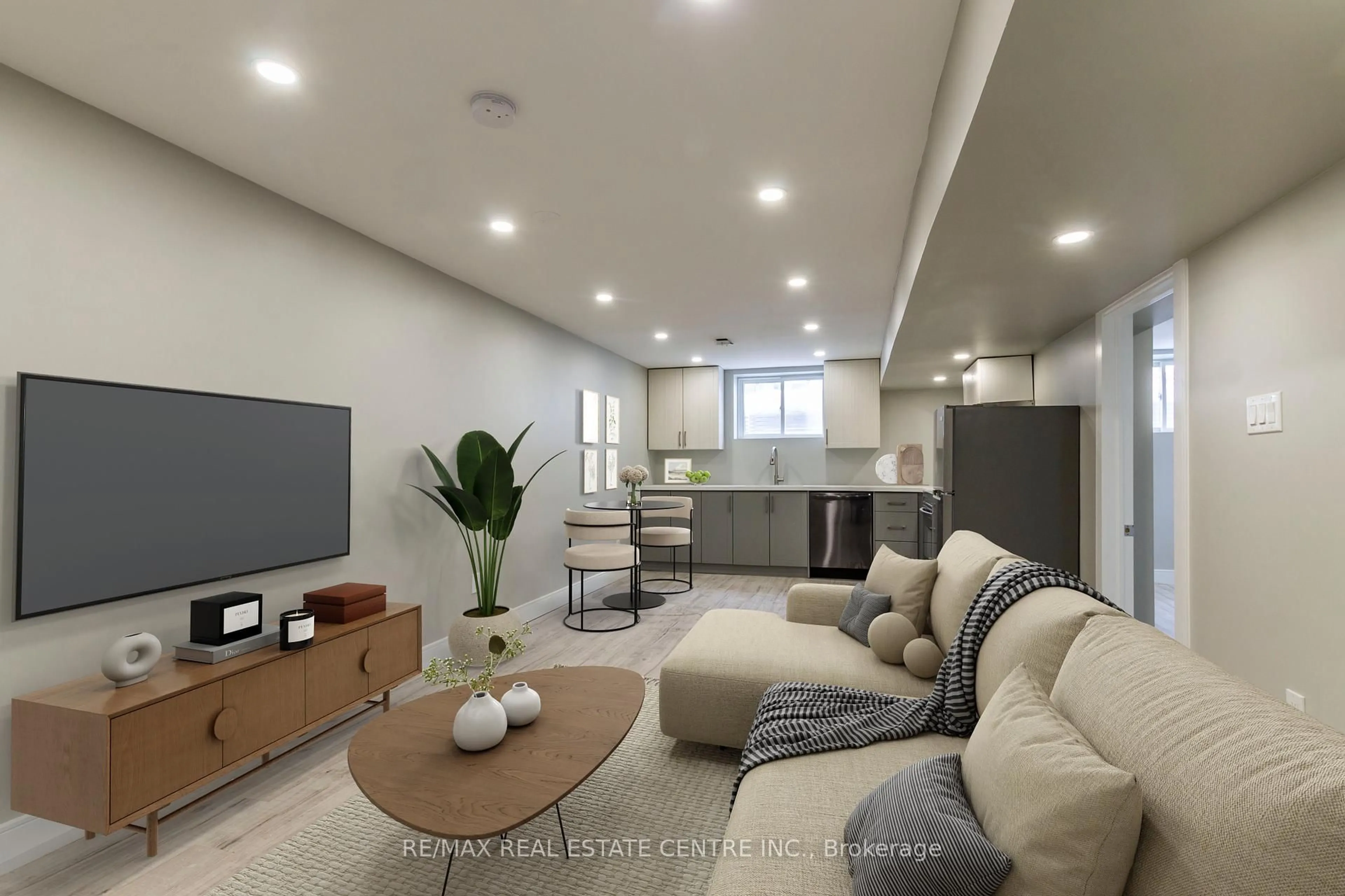 Living room with furniture, unknown for 266 FIFTH Ave, Woodstock Ontario N4S 2G1