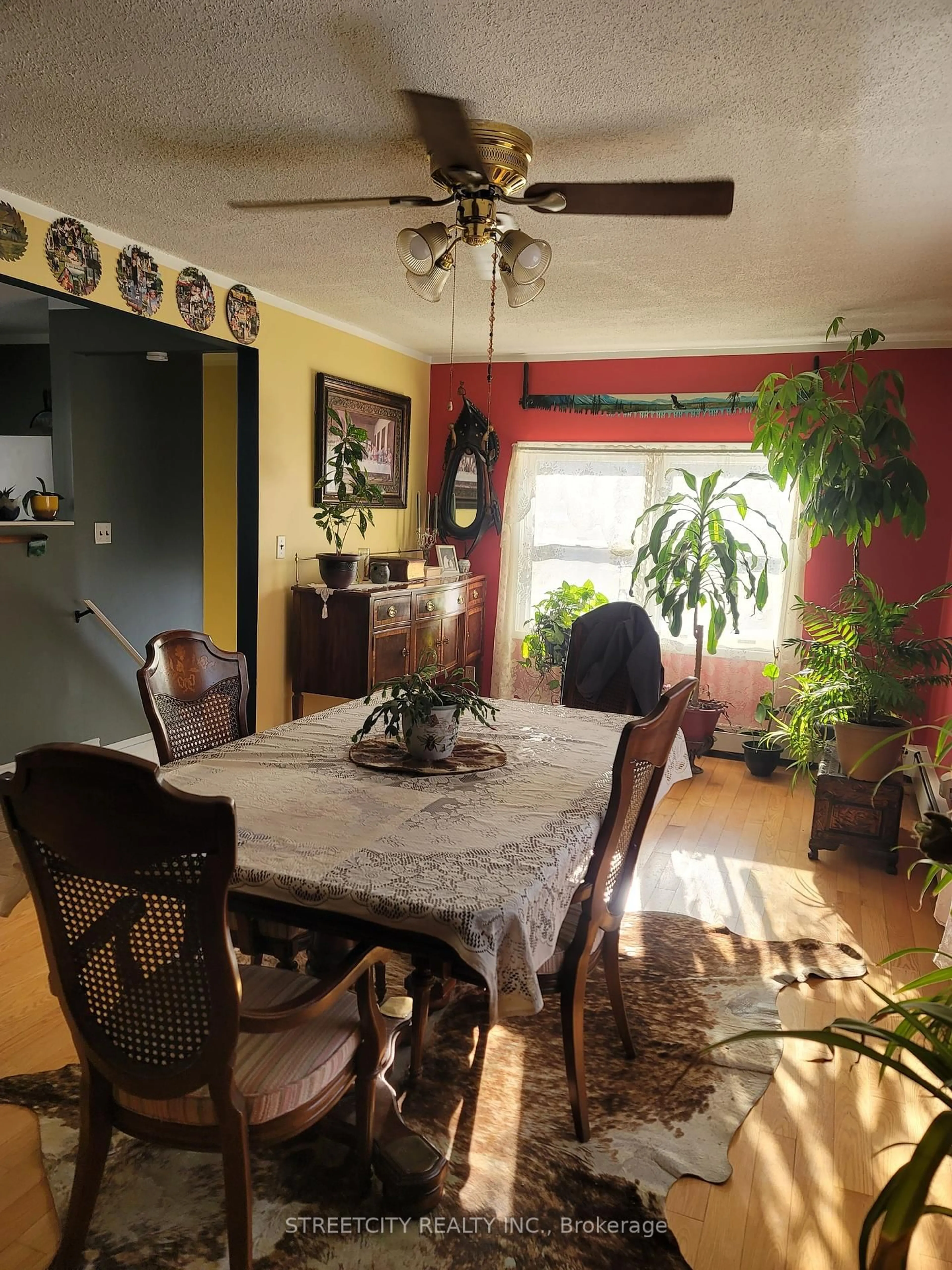 Dining room, unknown for 156 Maple St, West Elgin Ontario N0L 2C0