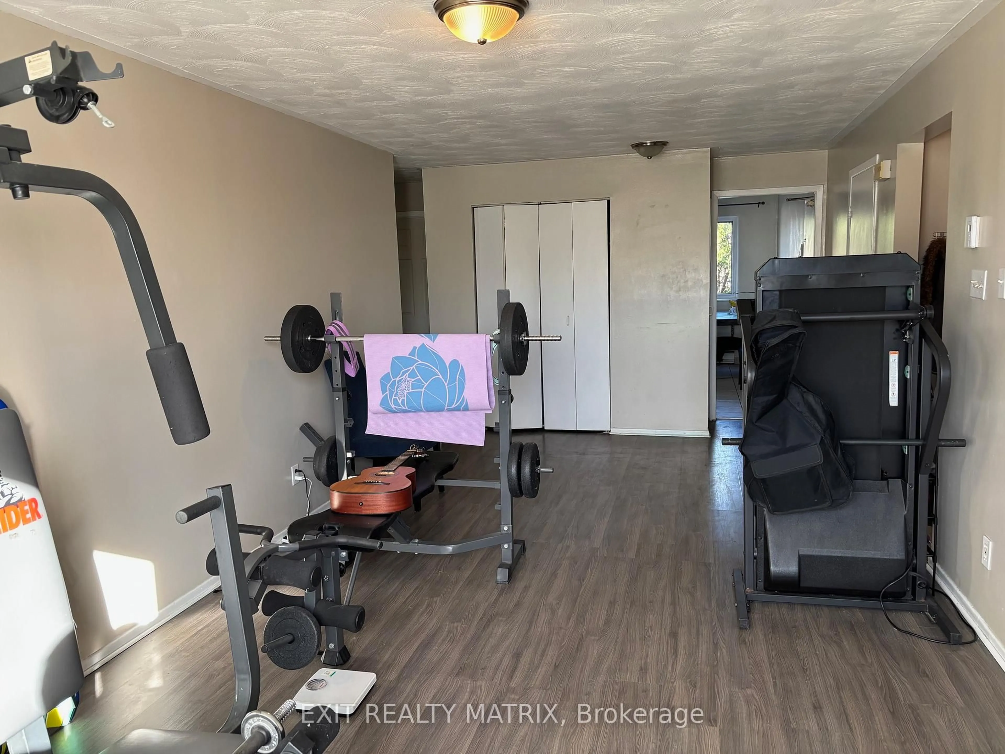 A pic of a room for 977 Cartier Blvd #5, Hawkesbury Ontario K6A 2Y4