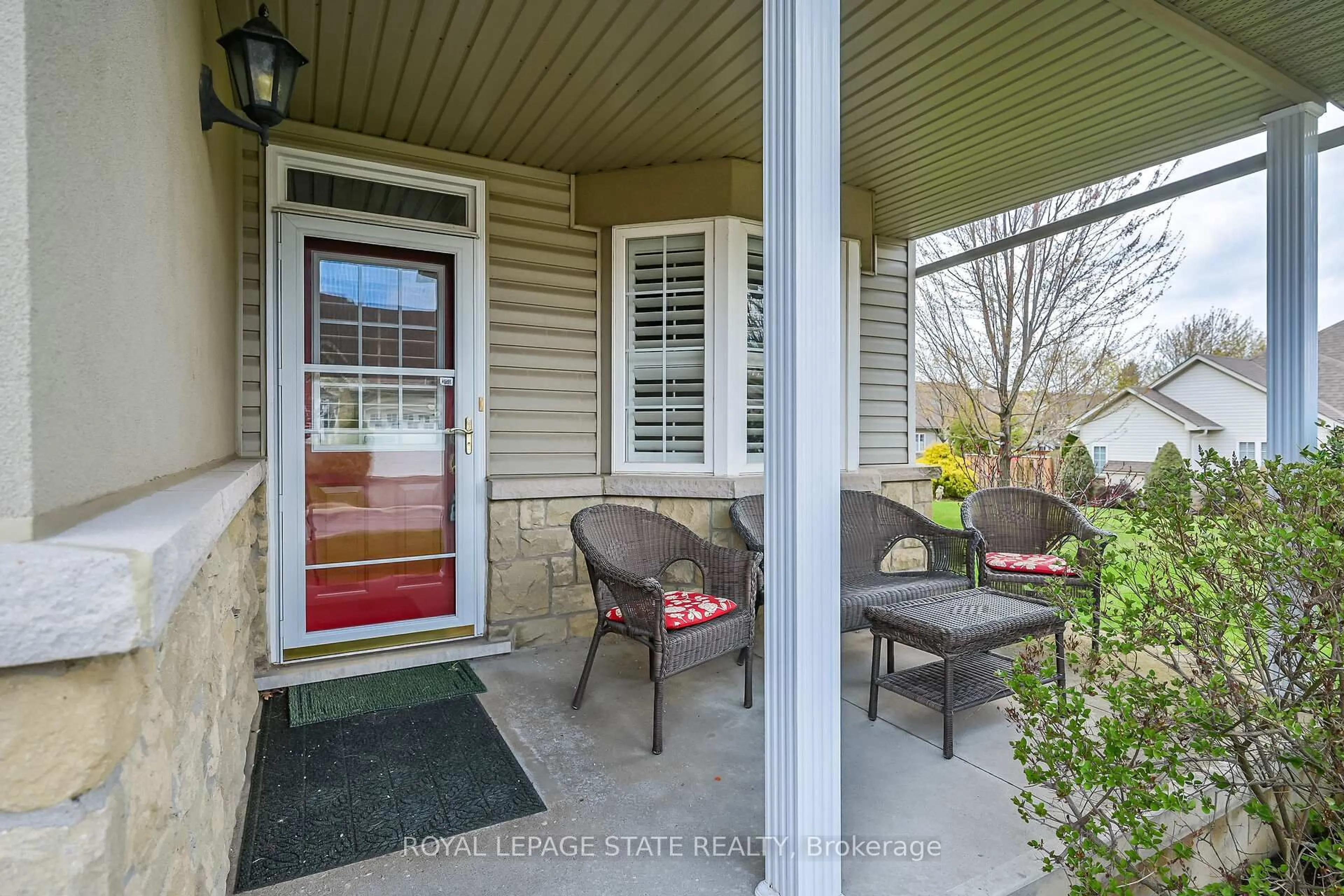 Unknown for 212 Stonehenge Dr #10, Hamilton Ontario L9K 1N5