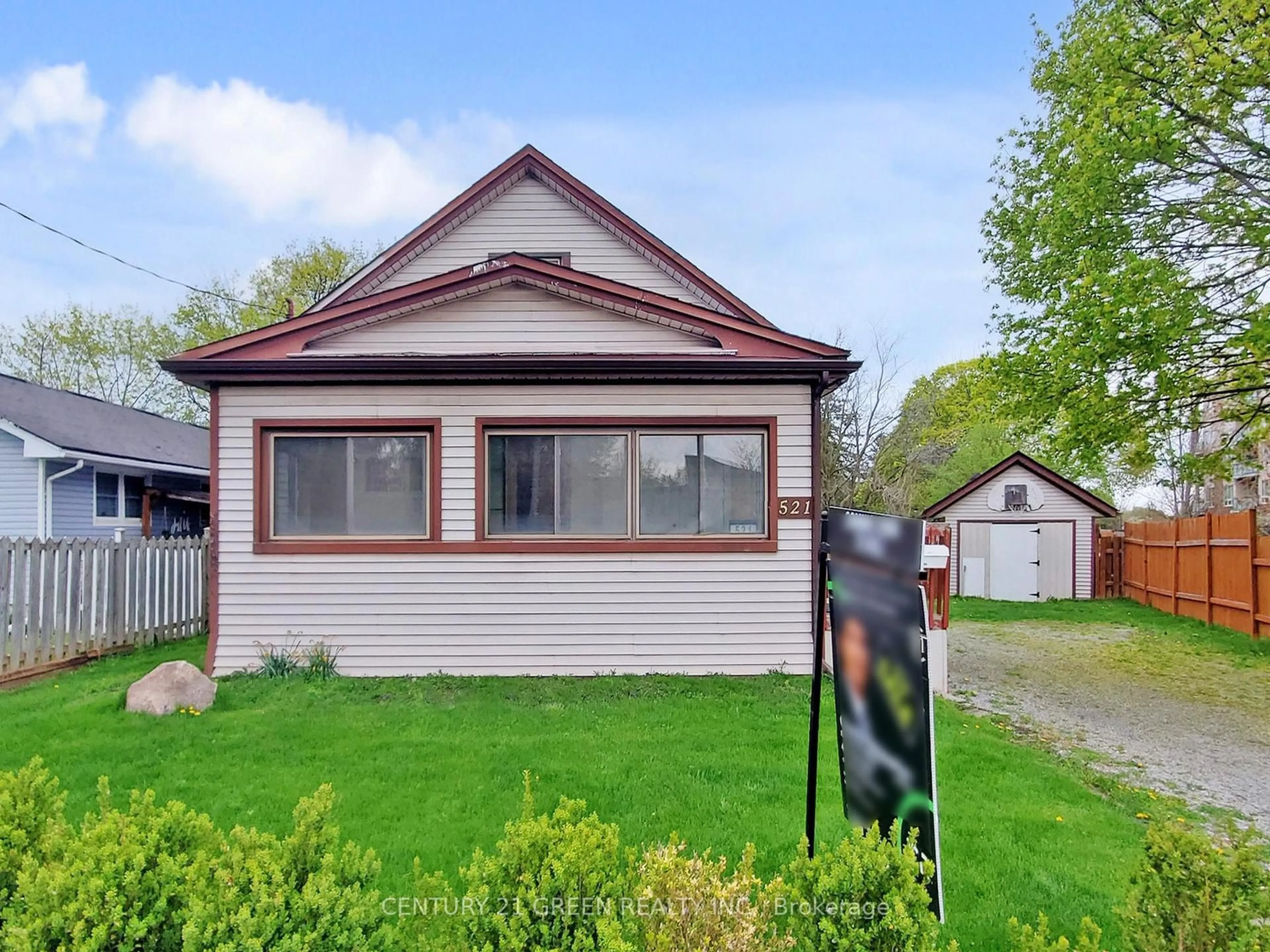 Unknown for 521 CARLTON St, St. Catharines Ontario L2M 4X6