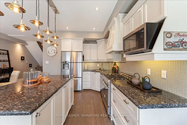 Additional property image - 9 Forest Valley Cres
