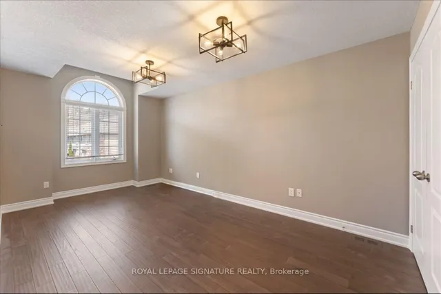 Additional property image - 9 Forest Valley Cres