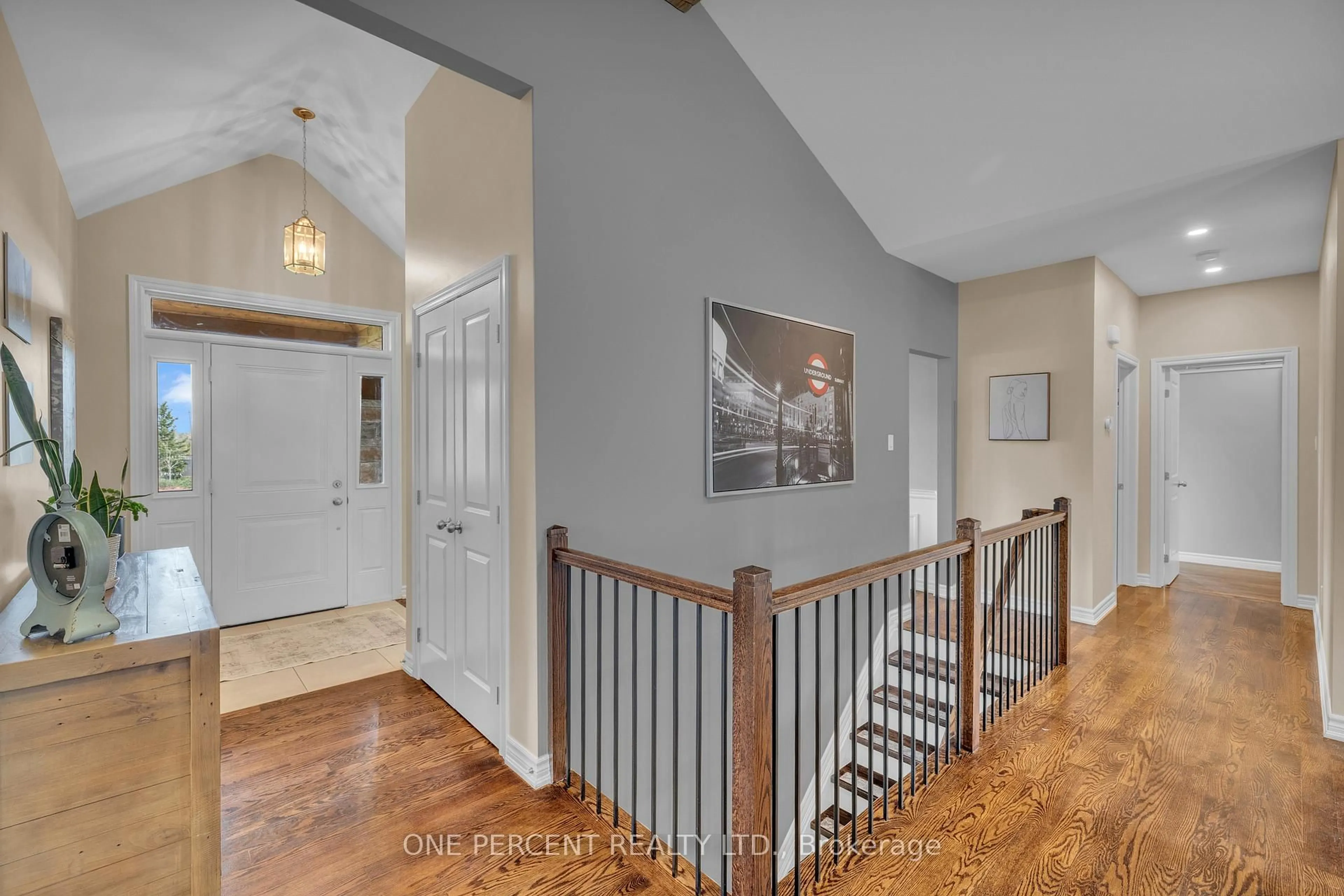 Indoor entryway for 155 Stonewood Dr, Carleton Place Ontario K7C 3P2