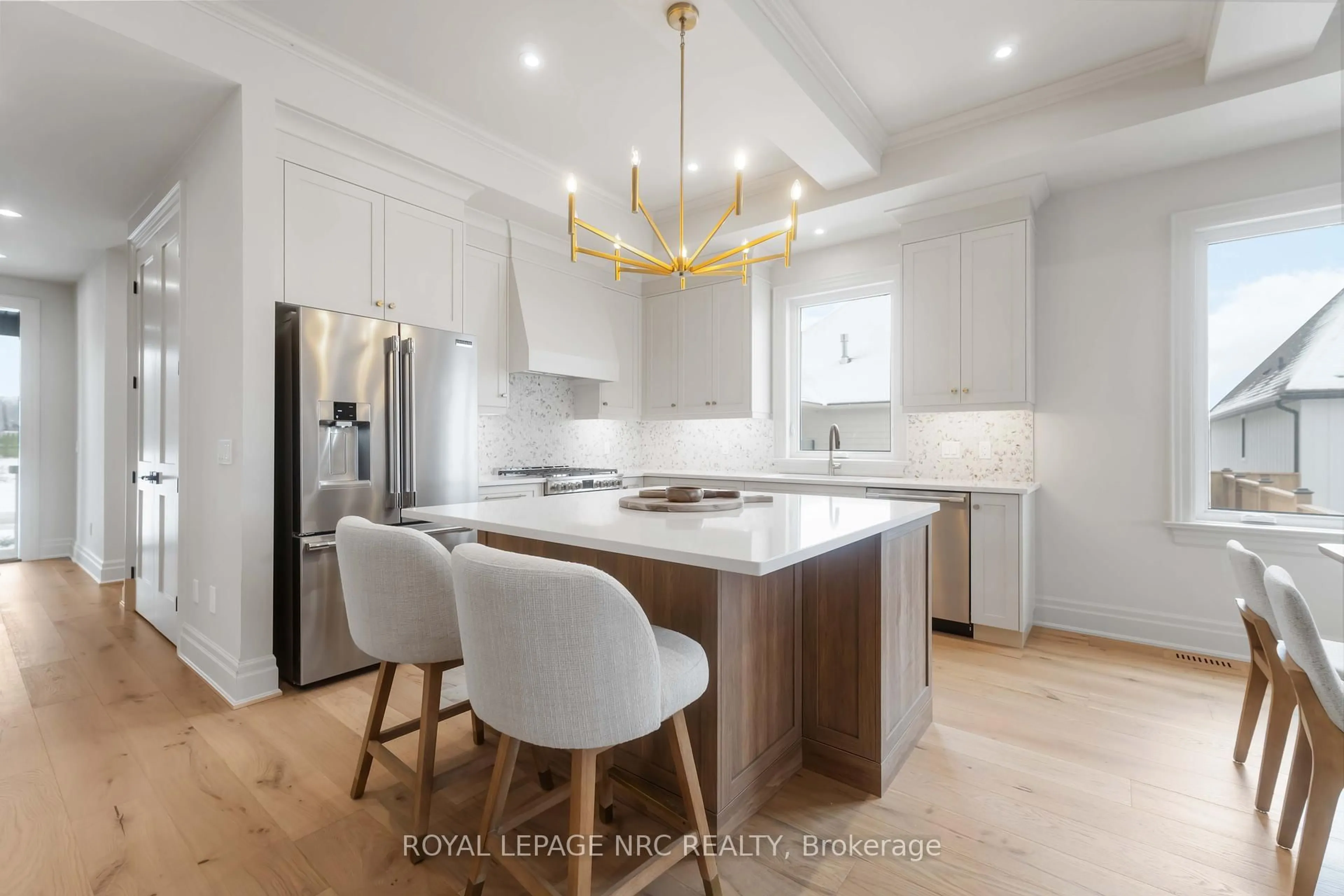 Open concept kitchen, unknown for 48 Harvest Dr, Niagara-on-the-Lake Ontario L0S 1J0