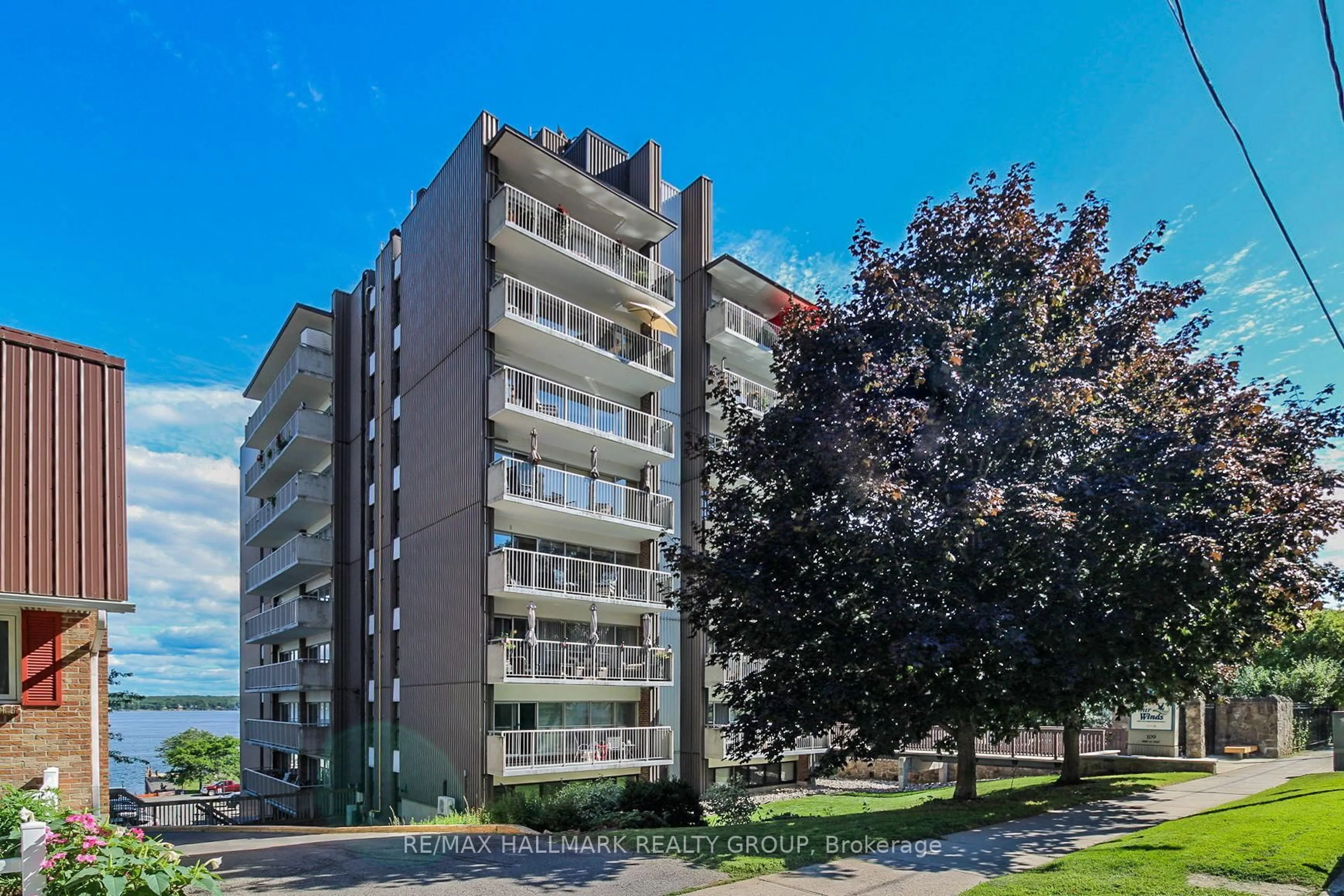 Unknown for 109 King St #308, Brockville Ontario K6V 1B8