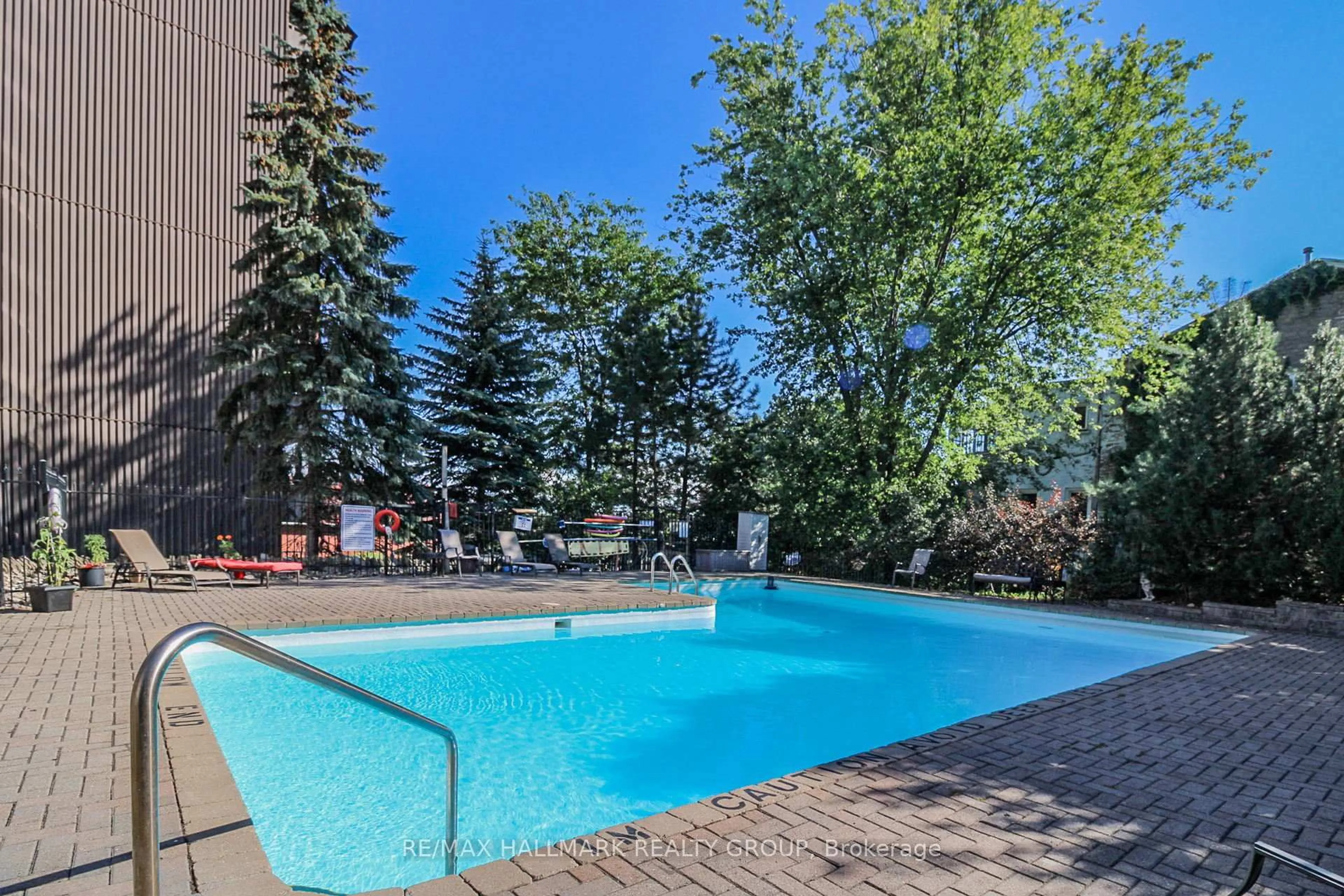 Pool for 109 King St #308, Brockville Ontario K6V 1B8