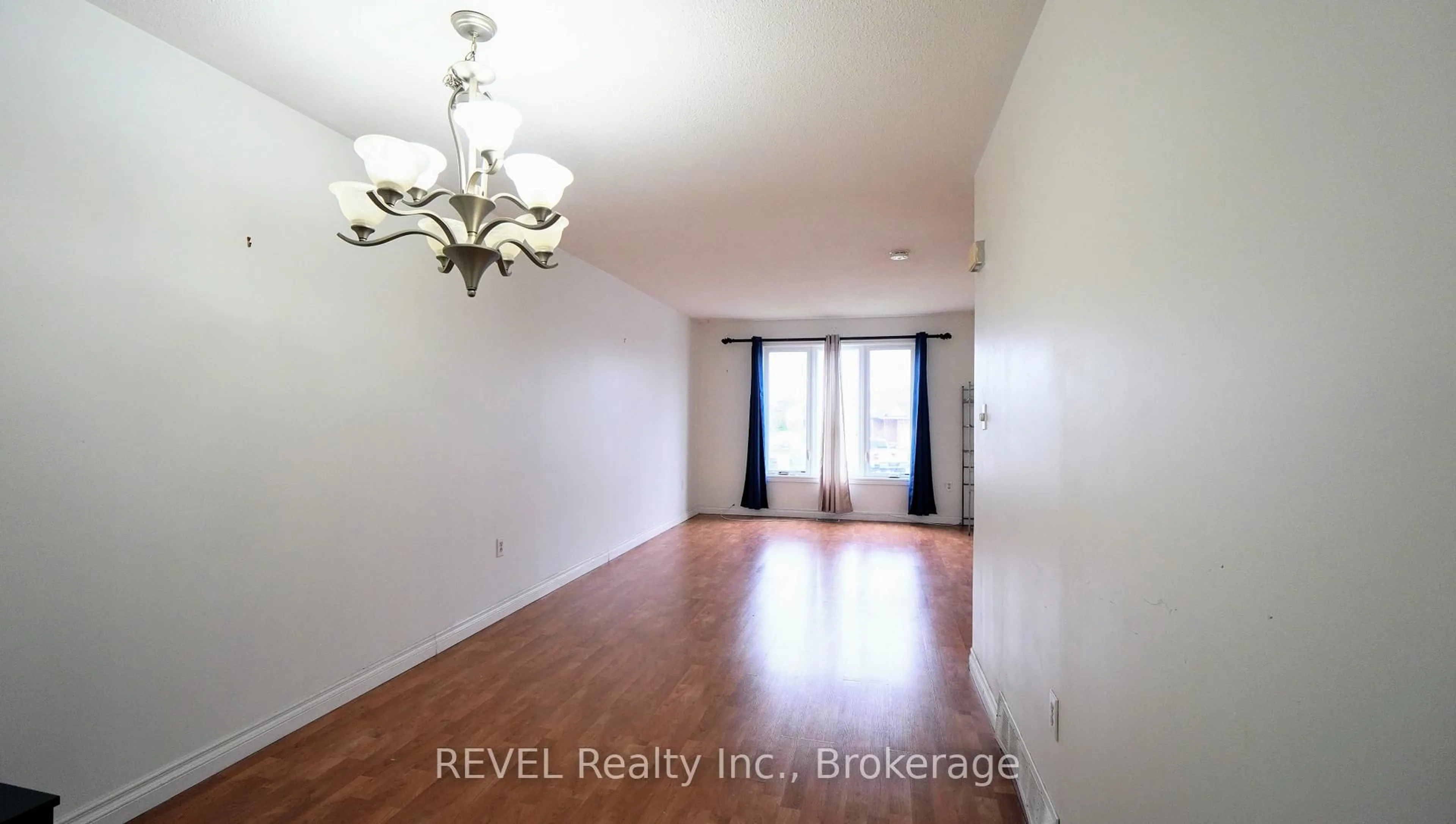 A pic of a room for 7803 Yvette Cres, Niagara Falls Ontario L2H 3B6