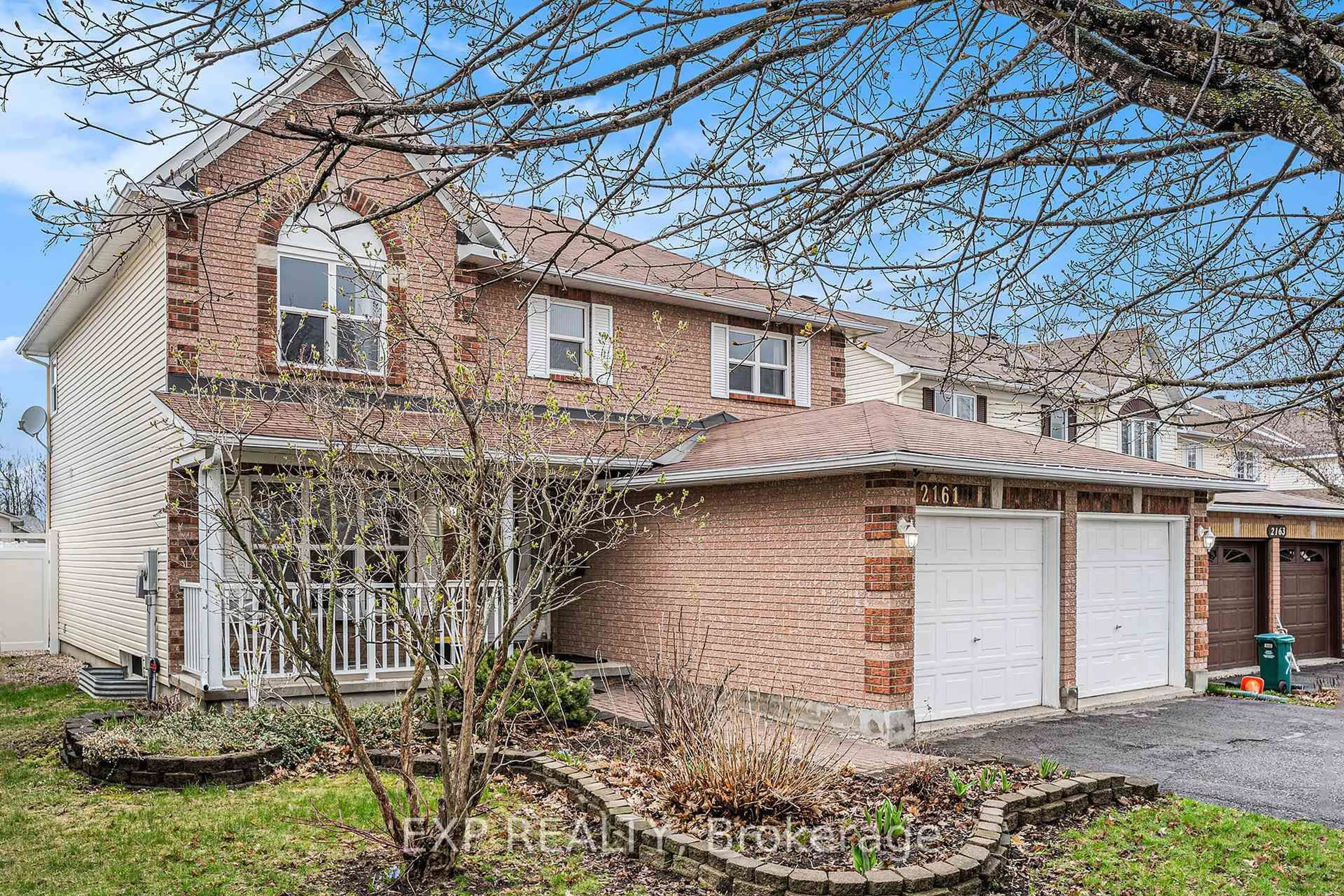 Home with brick exterior material, street for 2161 Gardenway Dr, Ottawa Ontario K4A 3T5
