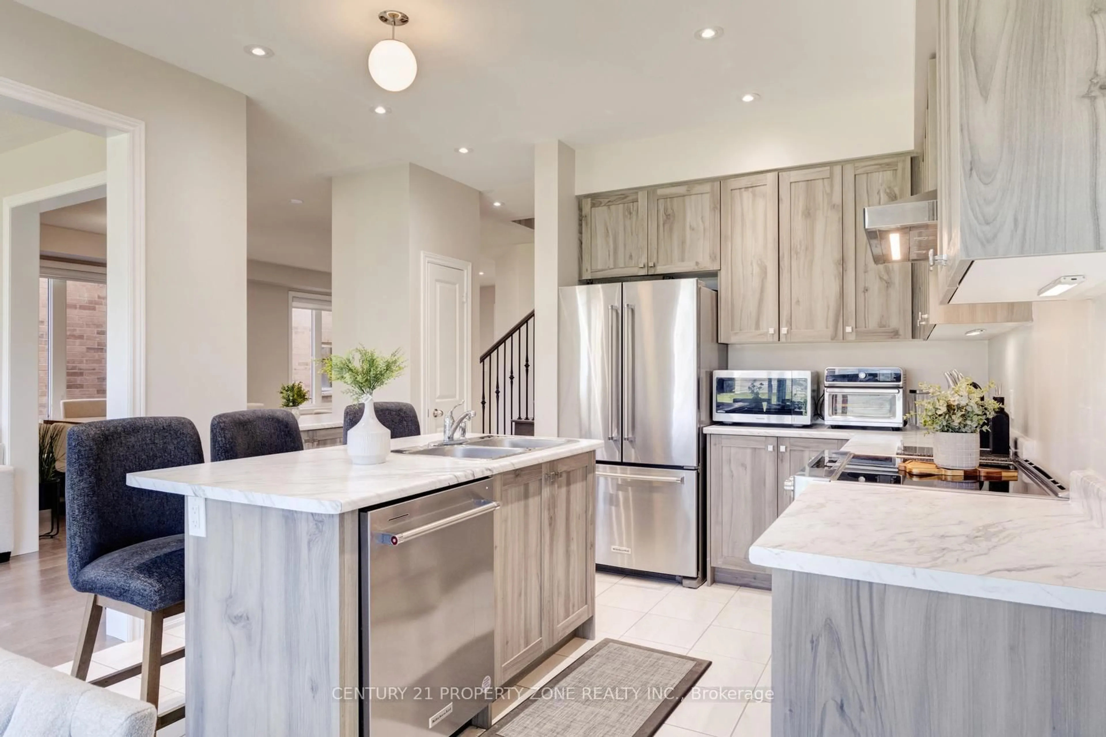 Contemporary kitchen, unknown for 164 limestone Lane, Shelburne Ontario L9V 3Y3