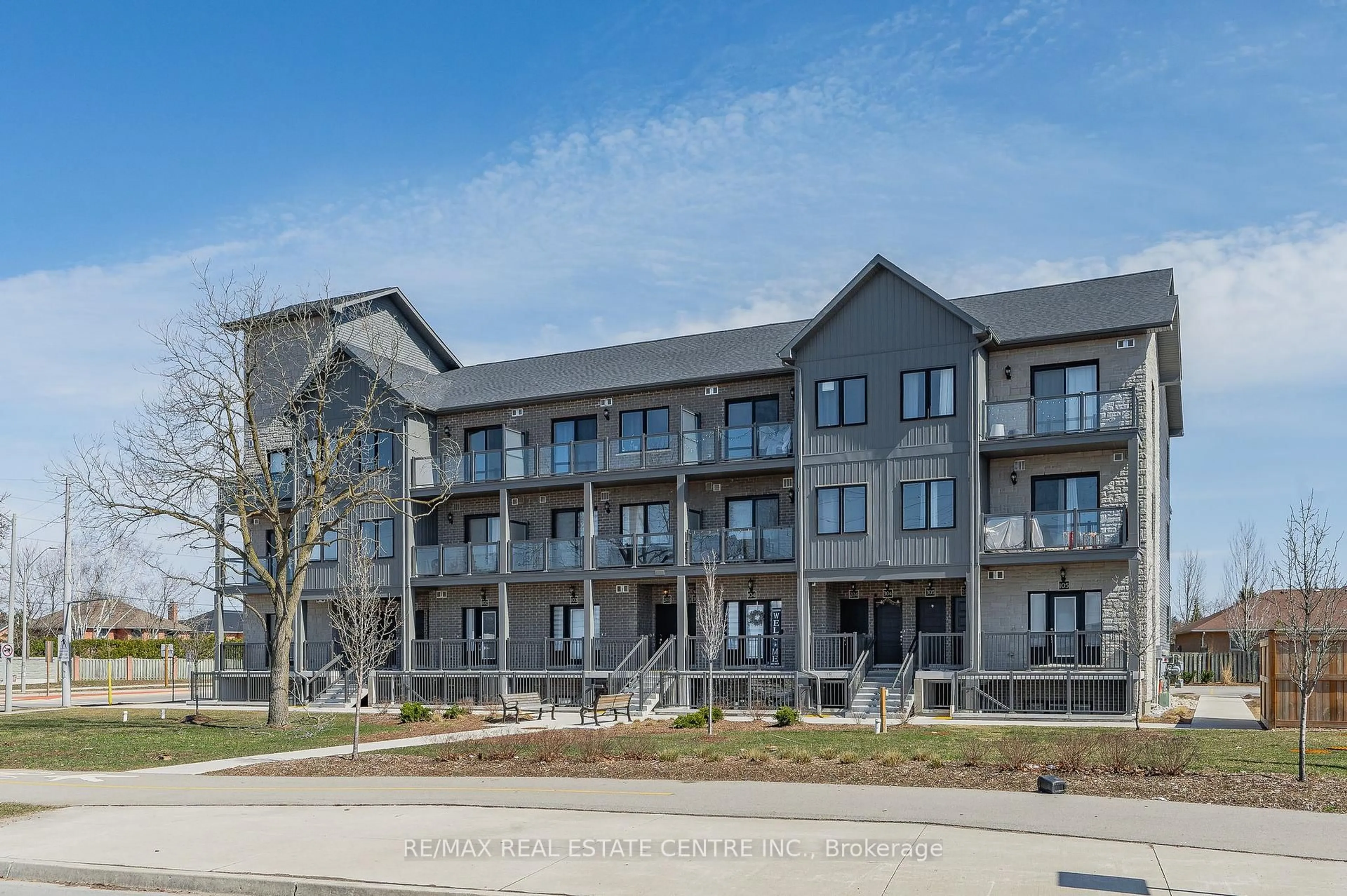 Unknown for 721 Franklin Blvd #302, Cambridge Ontario N1R 5S4