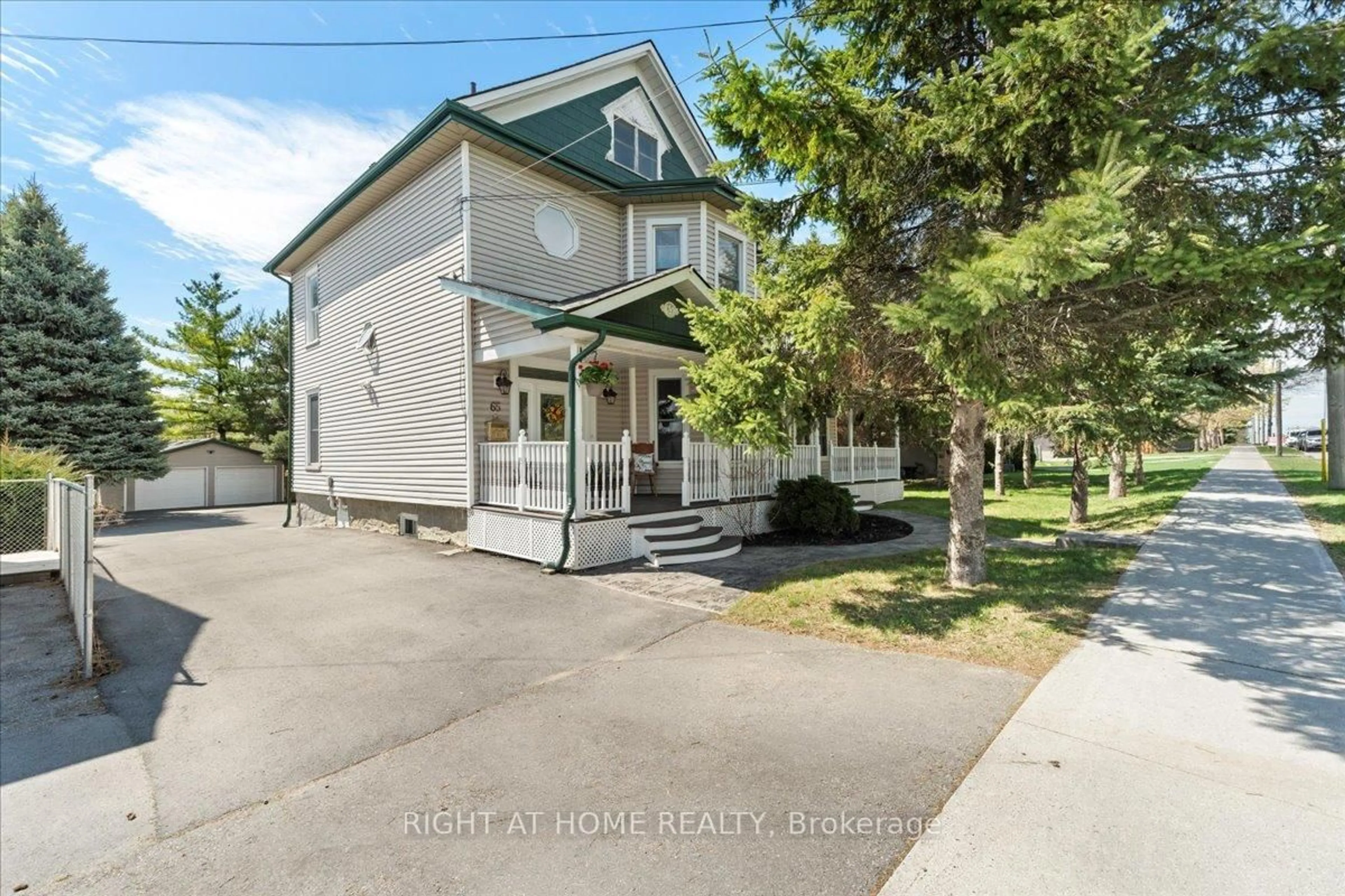 A pic from outside/outdoor area/front of a property/back of a property/a pic from drone, street for 65 Donald St, Belleville Ontario K8P 2J2