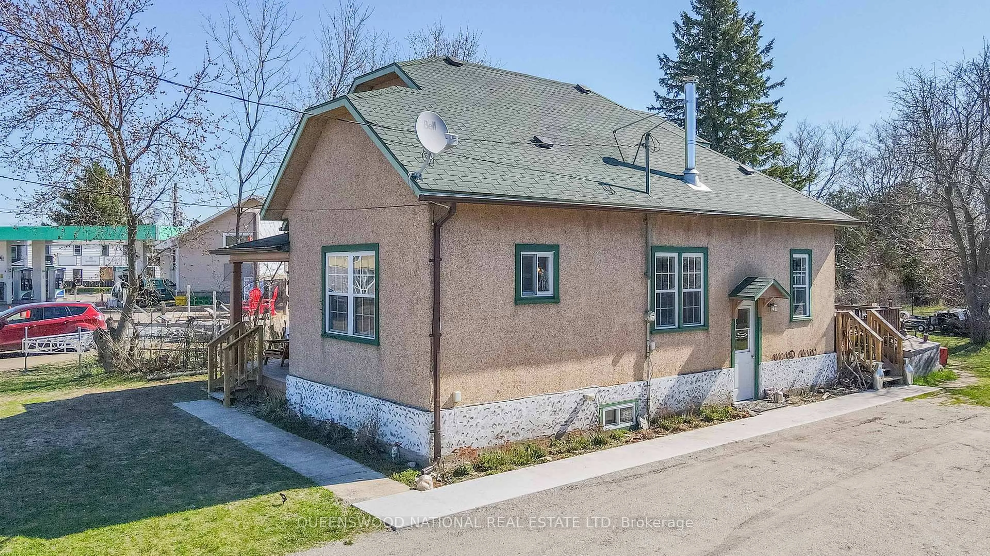 Home with brick exterior material, street for 17 Bay St, Barry's Bay Ontario K0J 1B0