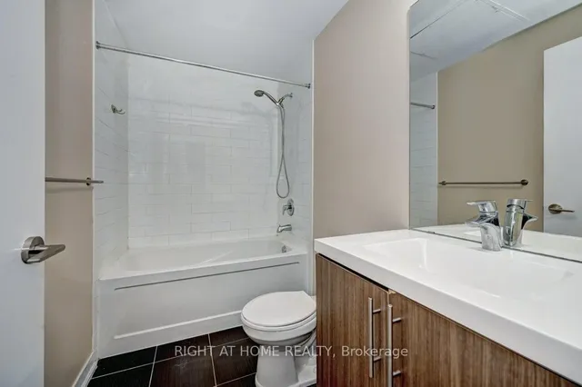 Additional image 24 of 85 Duke St Unit 1212