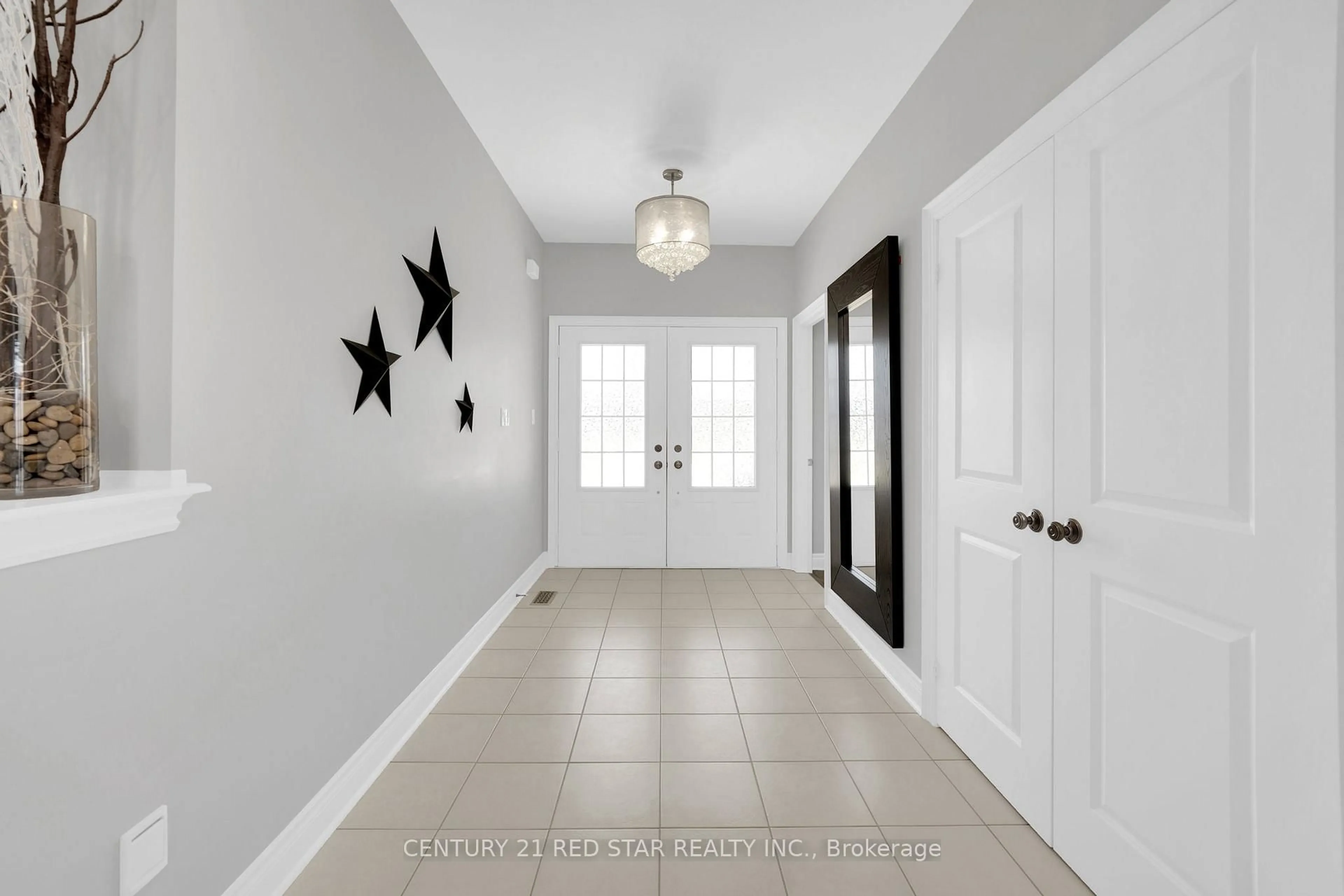 Indoor entryway for 18 Mitchell Cres, Mono Ontario L9W 6W6