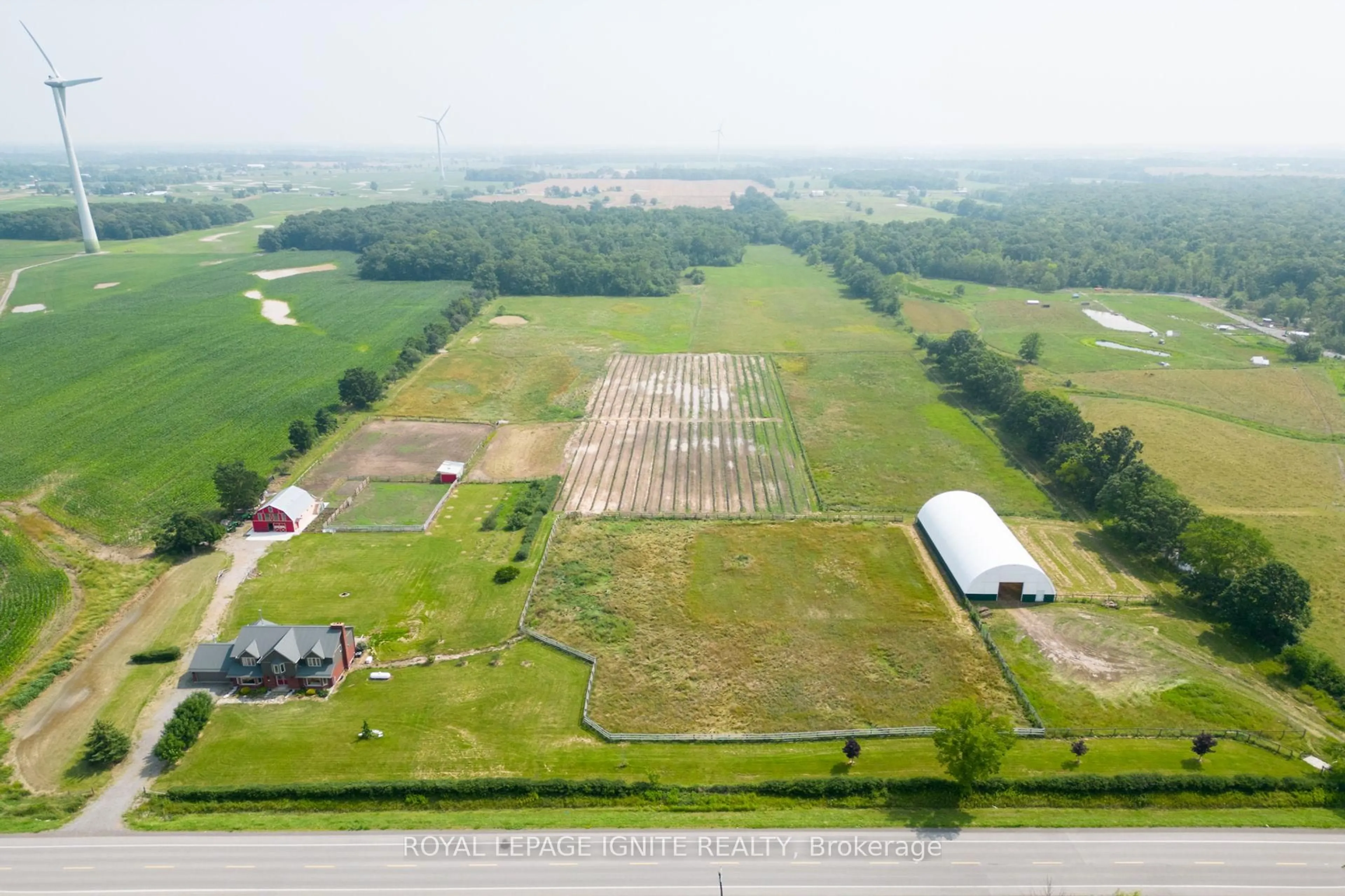 A pic from outside/outdoor area/front of a property/back of a property/a pic from drone, building for 6714 Regional Rd #65, West Lincoln Ontario L0R 1Y0