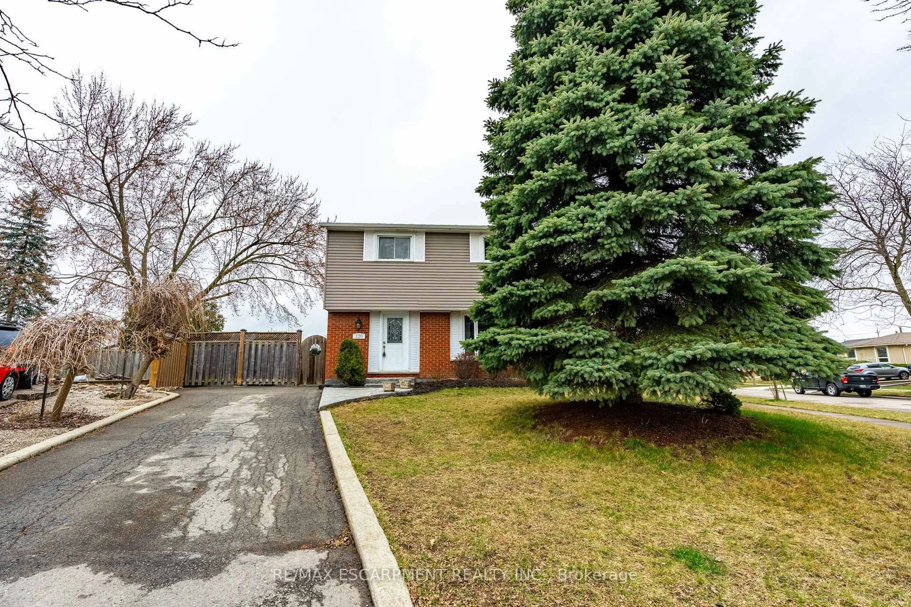 Unknown for 120 Chilton Dr, Hamilton Ontario L8J 1M5