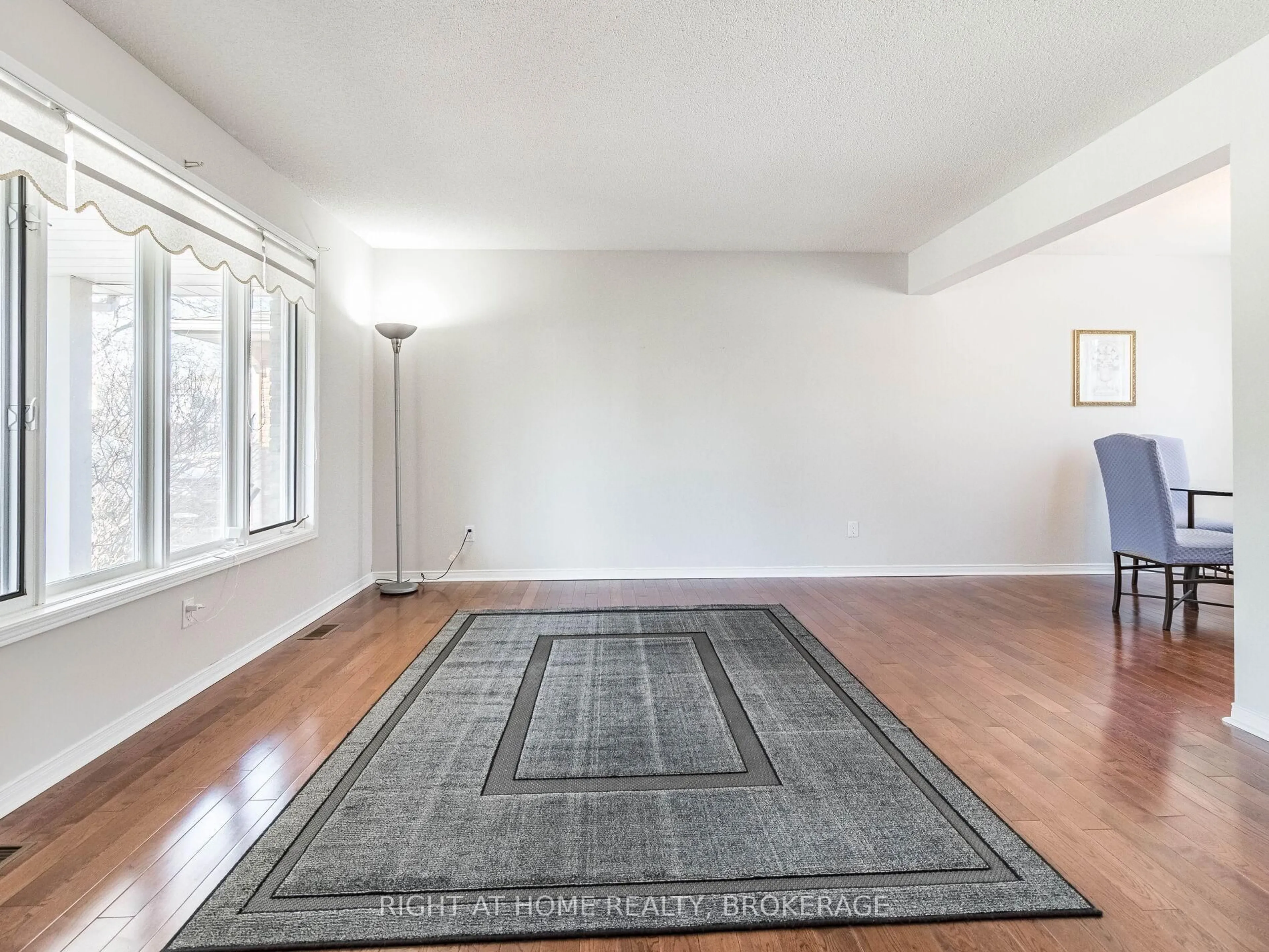 A pic of a room for 24 The Meadows St, St. Catharines Ontario L2N 7L1
