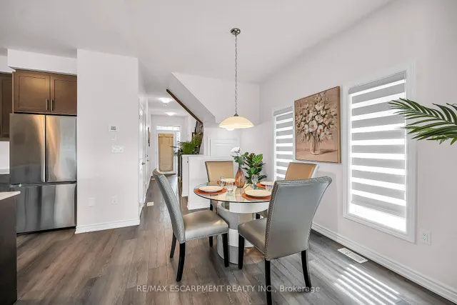Additional property image - 61 SOHO St Unit 13