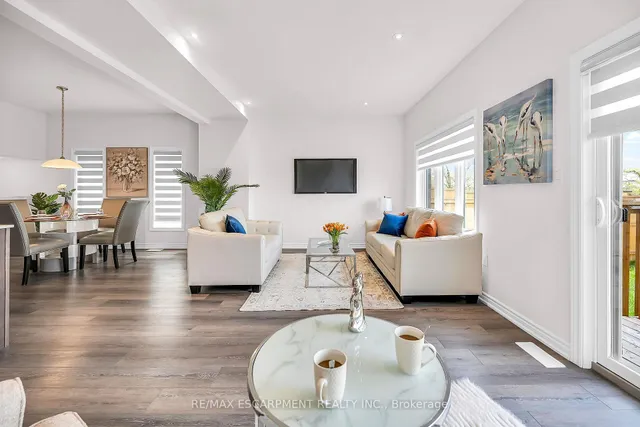 Additional property image - 61 SOHO St Unit 13