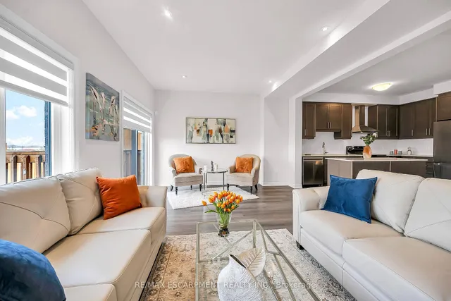 Additional property image - 61 SOHO St Unit 13