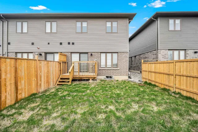 Additional property image - 61 SOHO St Unit 13