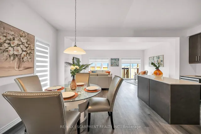 Additional property image - 61 SOHO St Unit 13