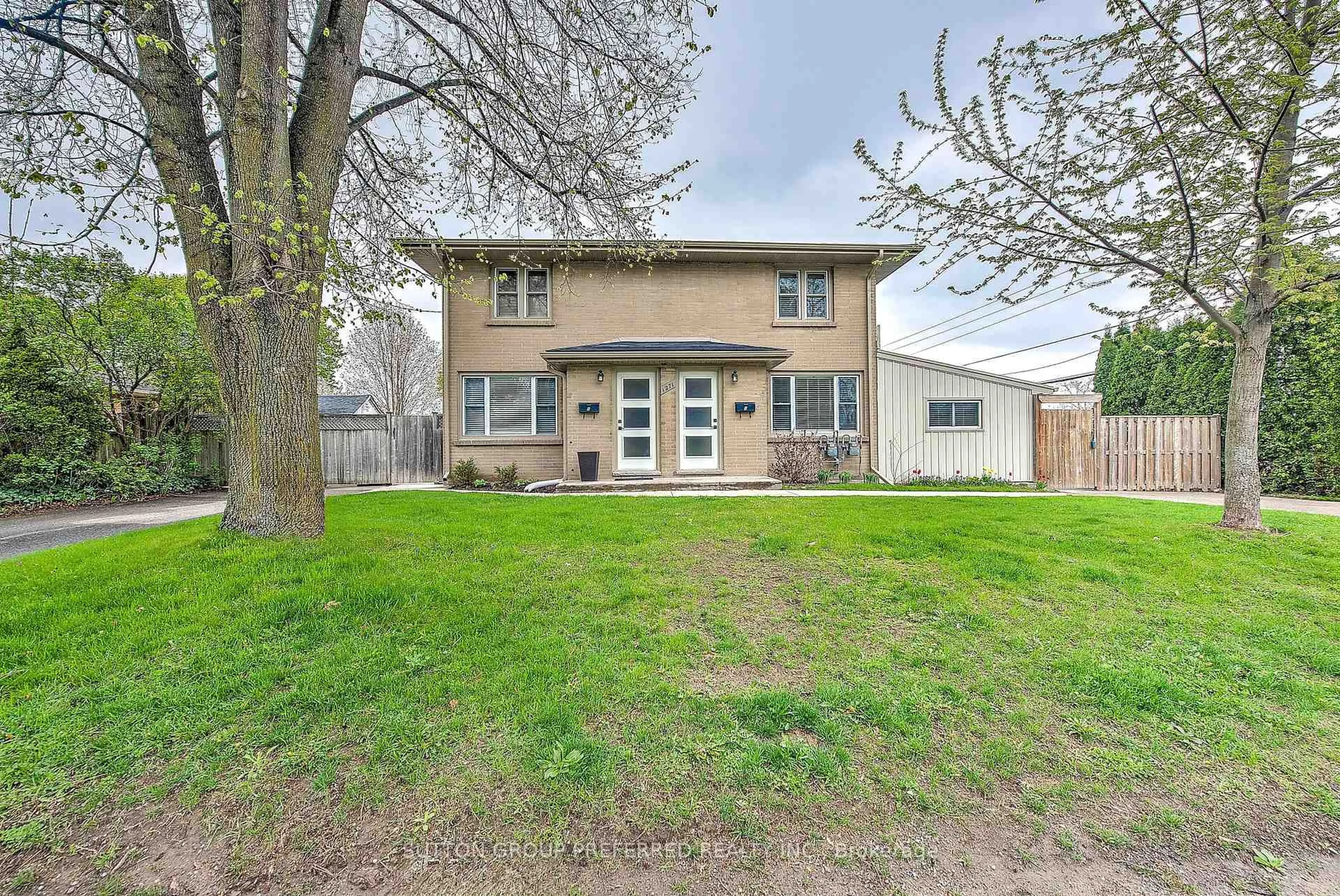 Unknown for 1271 Norman Ave #A, London South Ontario N6K 2A1