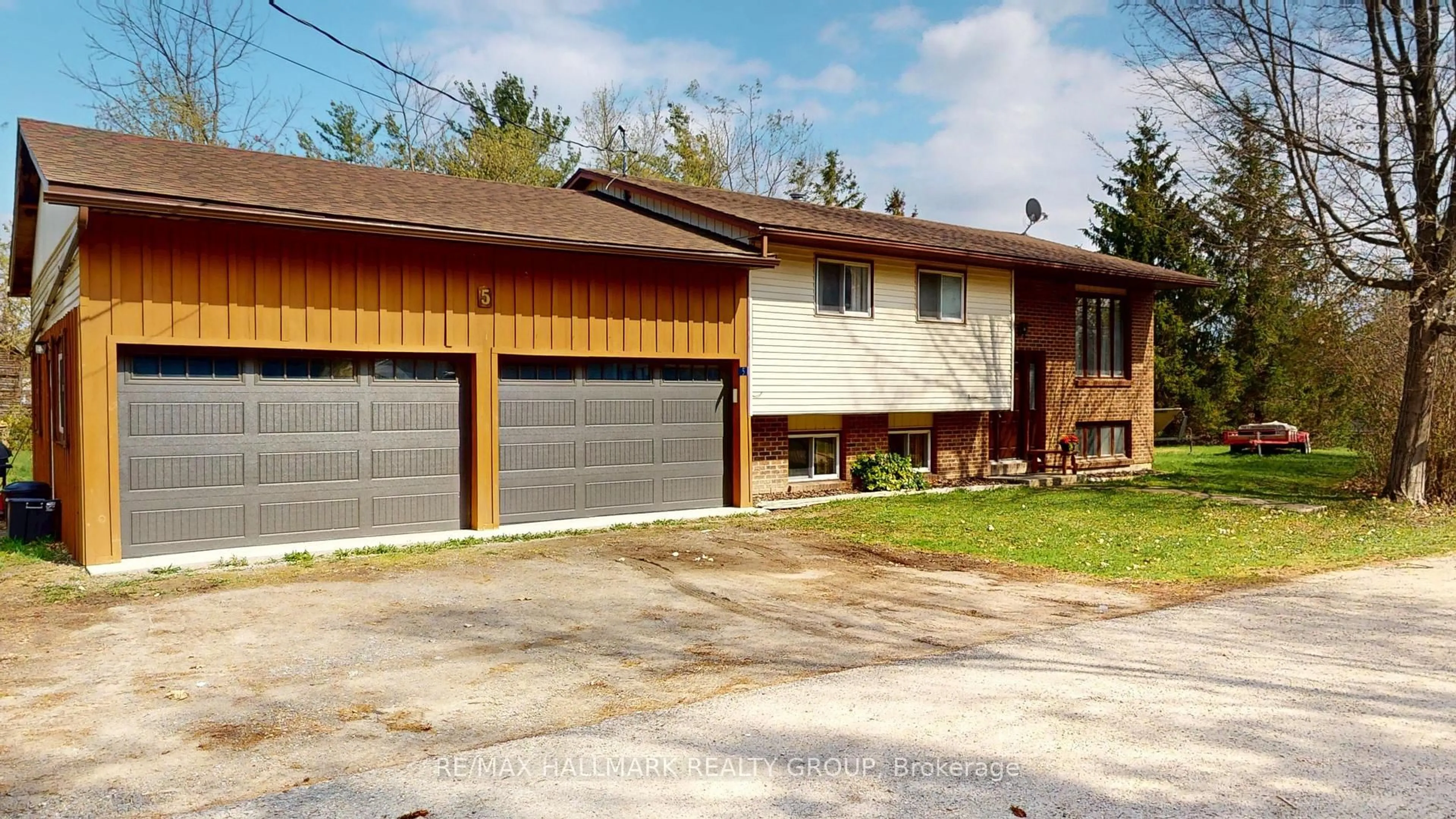 Unknown for 5 Miller St, Lansdowne Village Ontario K0E 1R0